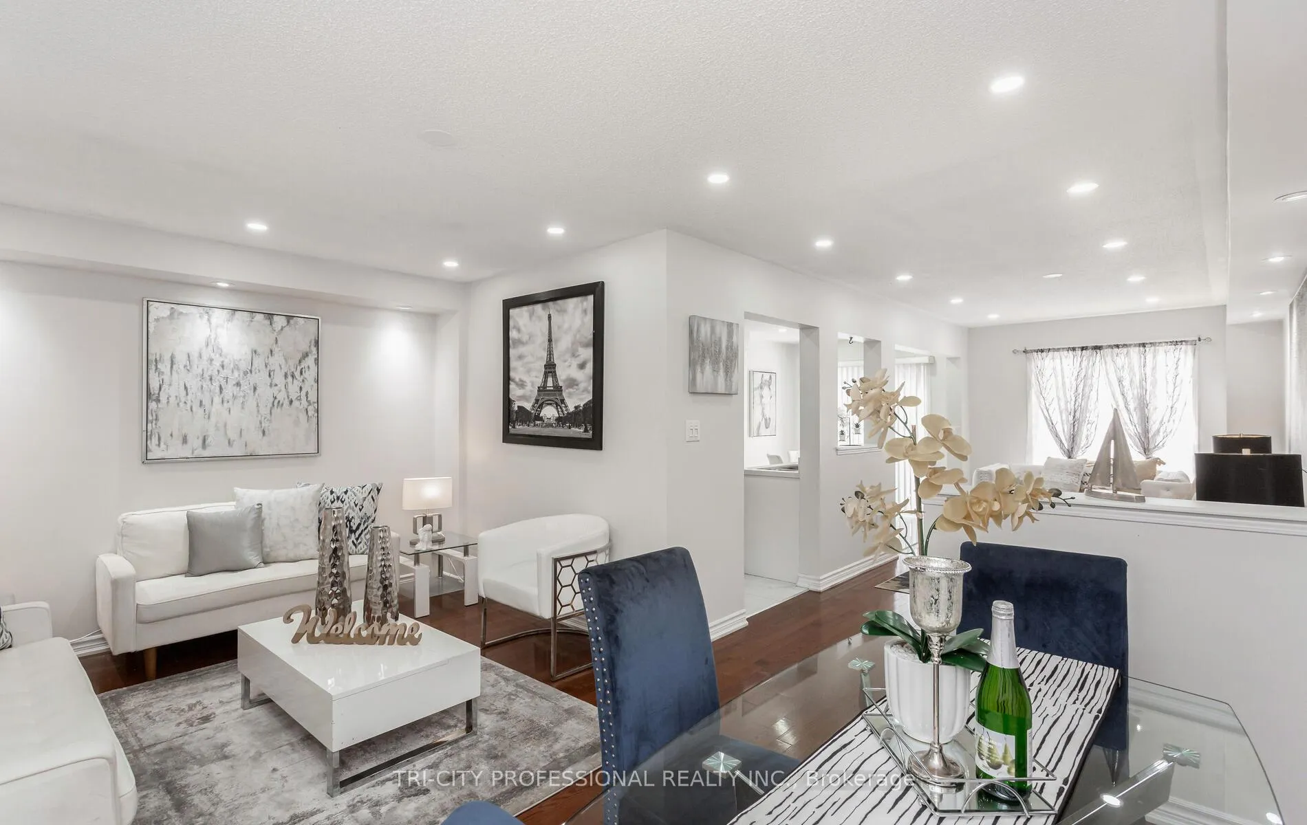 Photo 10 of 8 Wicklow Road, Brampton, Credit Valley — HOMEH