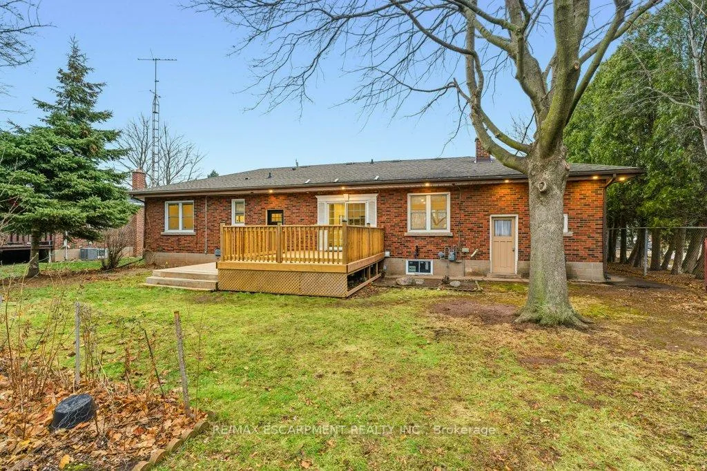 Photo 43 of 590 Cumberland Avenue, Burlington, Roseland — HOMEH