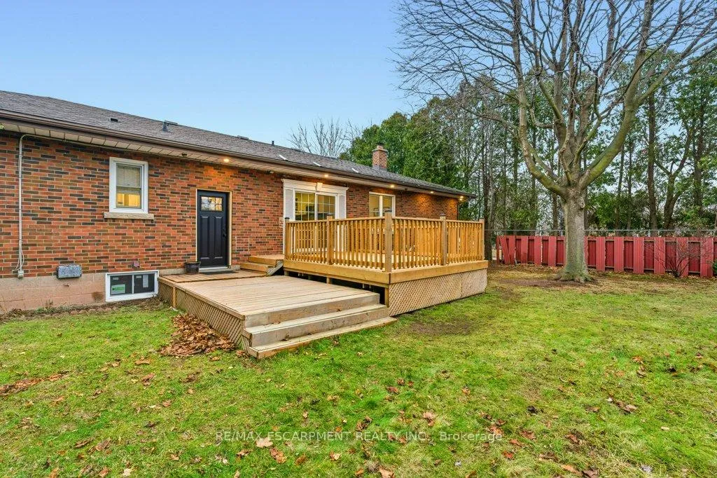 Photo 44 of 590 Cumberland Avenue, Burlington, Roseland — HOMEH