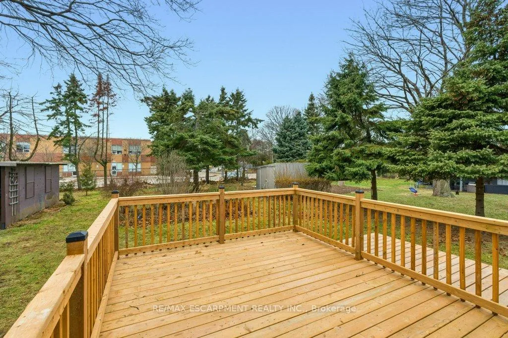 Photo 46 of 590 Cumberland Avenue, Burlington, Roseland — HOMEH