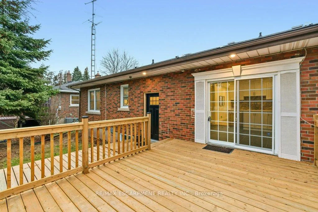 Photo 47 of 590 Cumberland Avenue, Burlington, Roseland — HOMEH