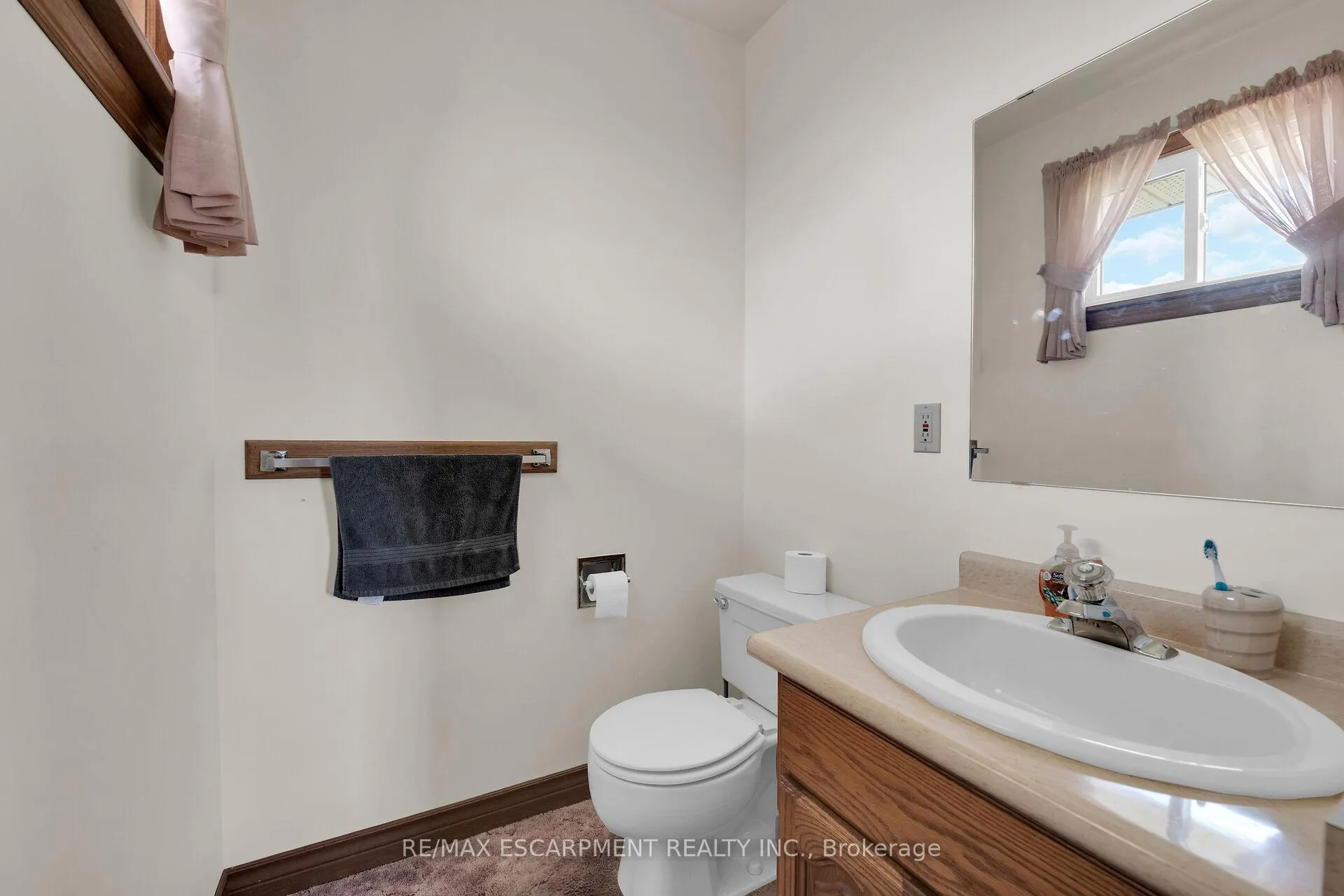 Photo 21 of 3115 Rainham Road, Haldimand, Nanticoke — HOMEH