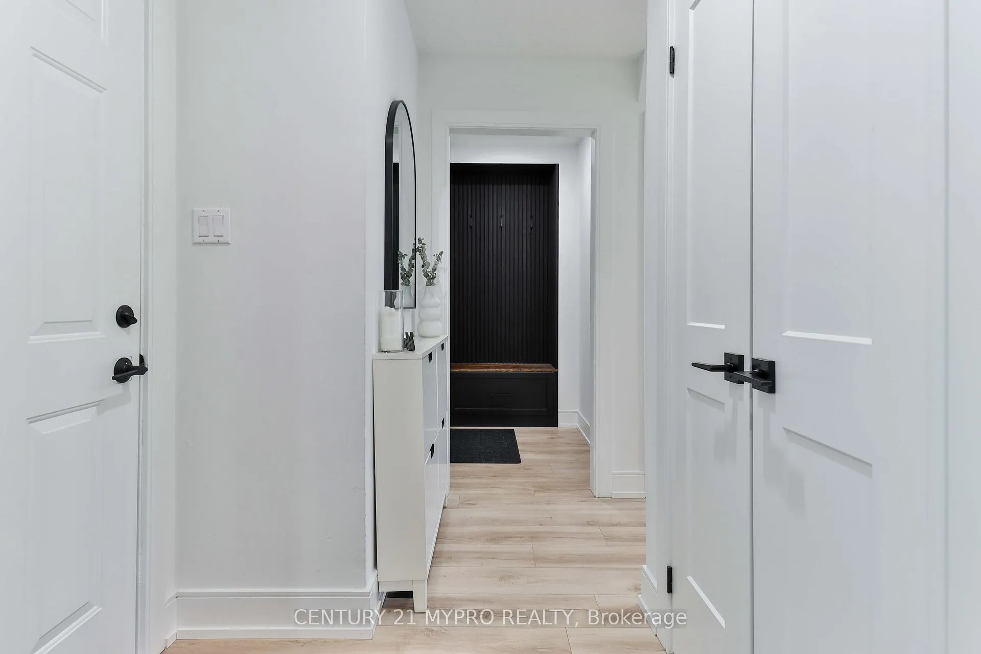 Photo 6 of 218 Northminster Court, Oshawa, Centennial — HOMEH