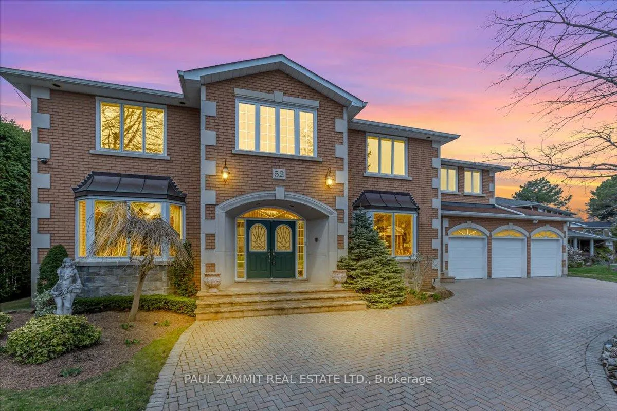 Photo 2 of 52 Laureleaf Road, Markham, Bayview Glen — HOMEH