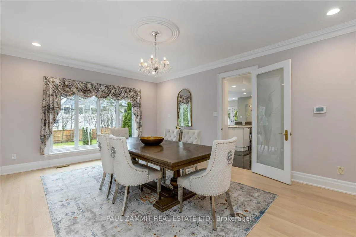 Photo 7 of 52 Laureleaf Road, Markham, Bayview Glen — HOMEH