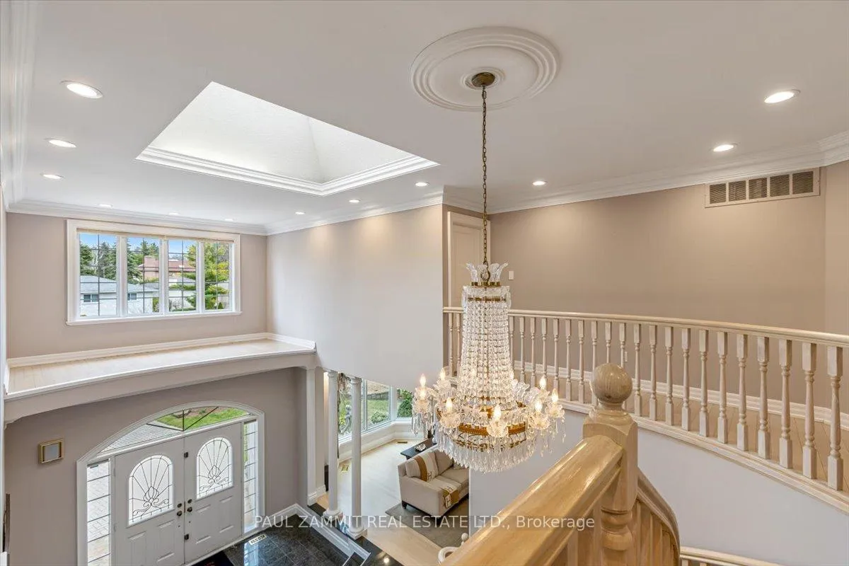Photo 21 of 52 Laureleaf Road, Markham, Bayview Glen — HOMEH