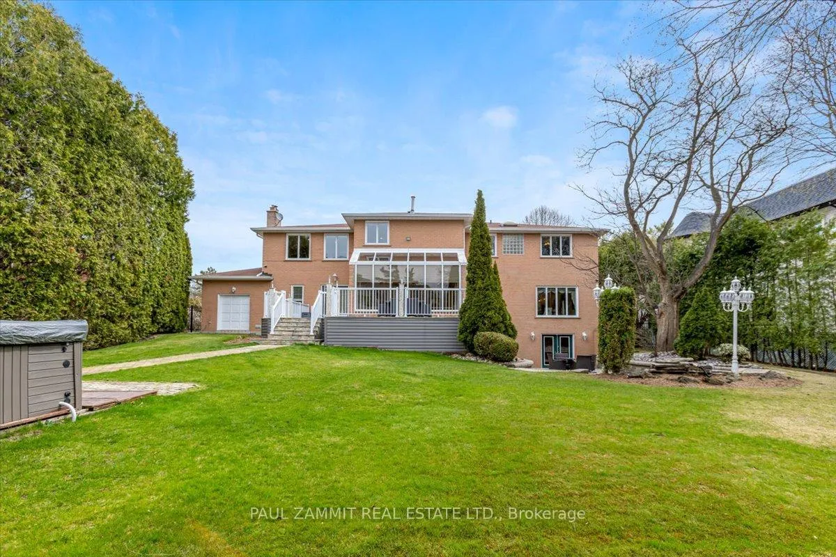 Photo 43 of 52 Laureleaf Road, Markham, Bayview Glen — HOMEH