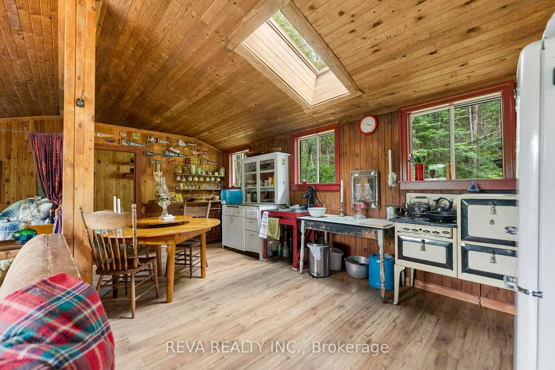 Photo 11 of 122 Soble Road, Hastings Highlands, Wicklow Ward — HOMEH