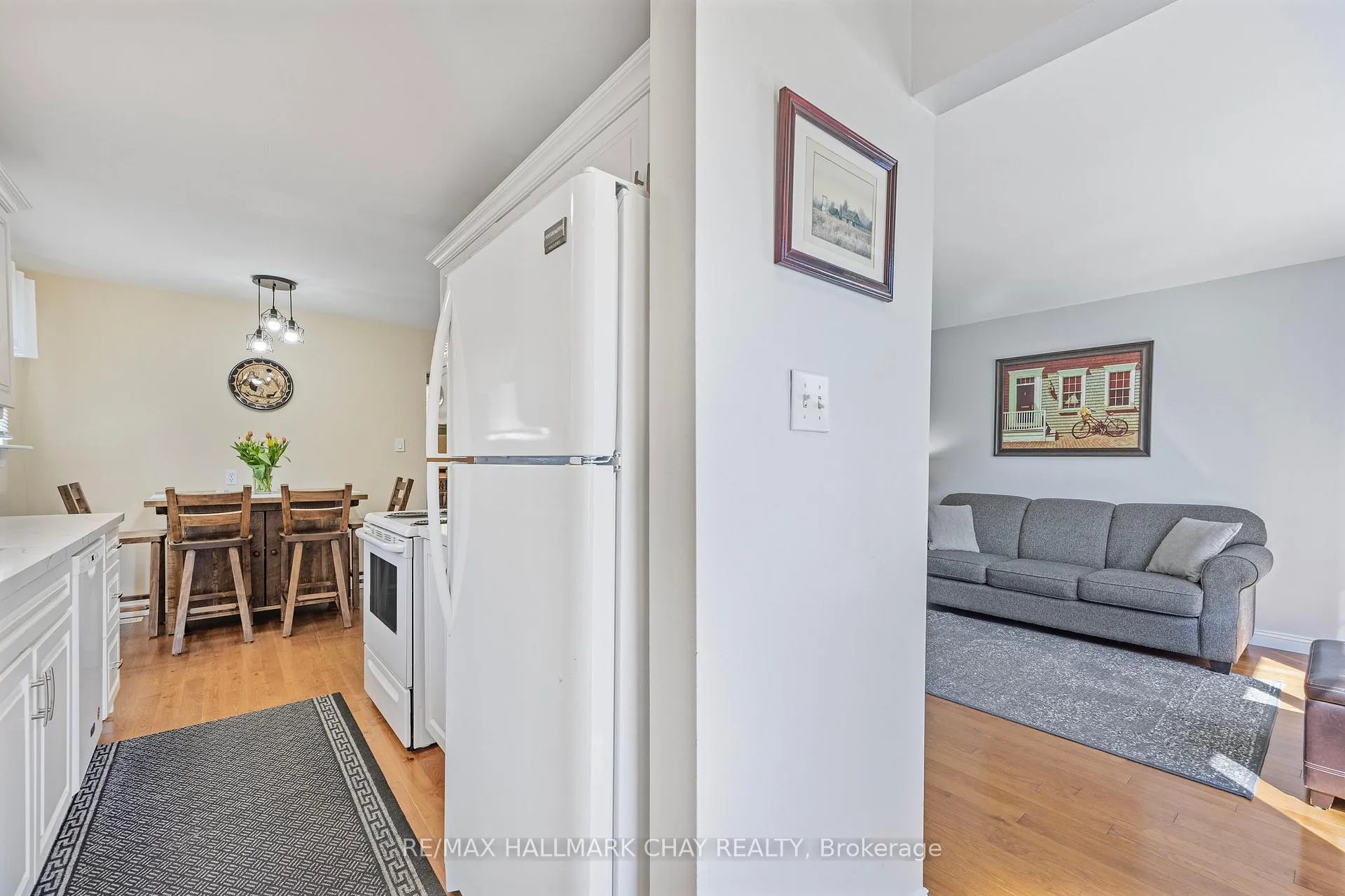 Photo 16 of 38 Lionel Stone Avenue E, New Tecumseth, Tottenham — HOMEH