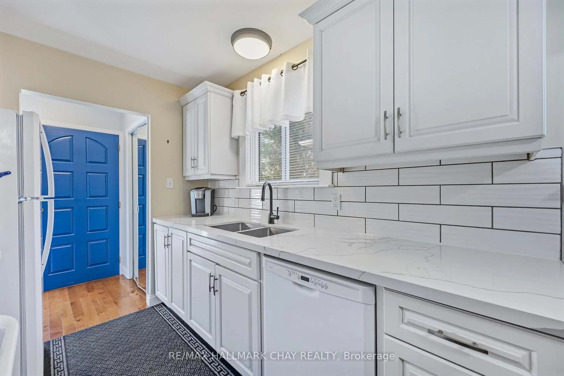 Photo 18 of 38 Lionel Stone Avenue E, New Tecumseth, Tottenham — HOMEH