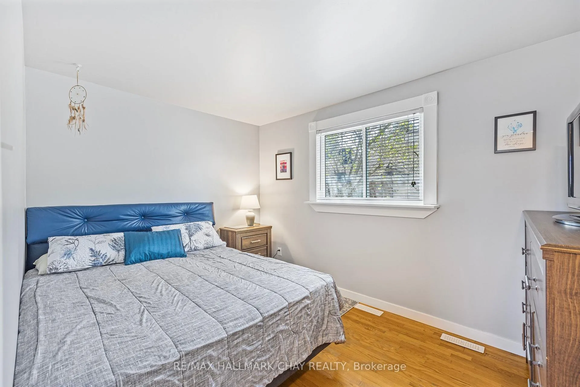 Photo 27 of 38 Lionel Stone Avenue E, New Tecumseth, Tottenham — HOMEH