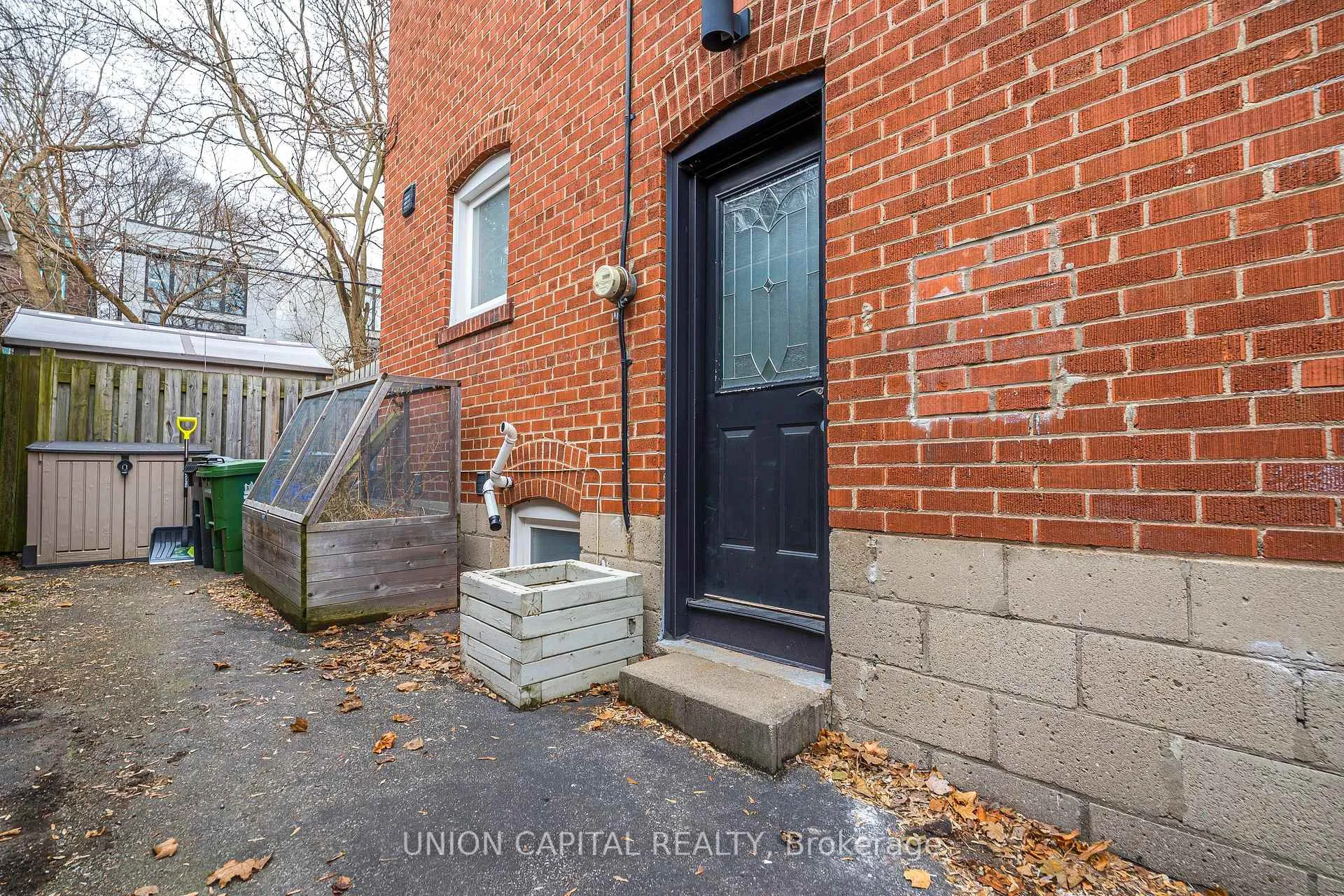 Photo 4 of 54 Glenside Avenue, Toronto, Greenwood-Coxwell — HOMEH