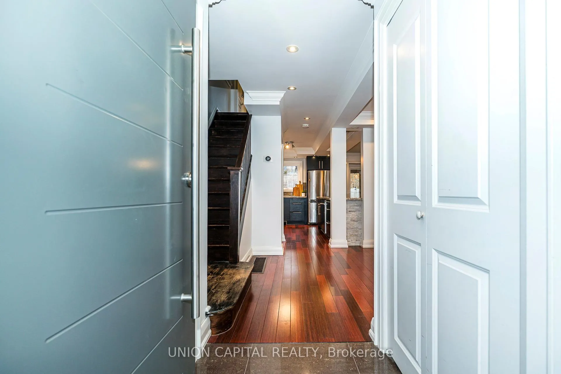 Photo 5 of 54 Glenside Avenue, Toronto, Greenwood-Coxwell — HOMEH