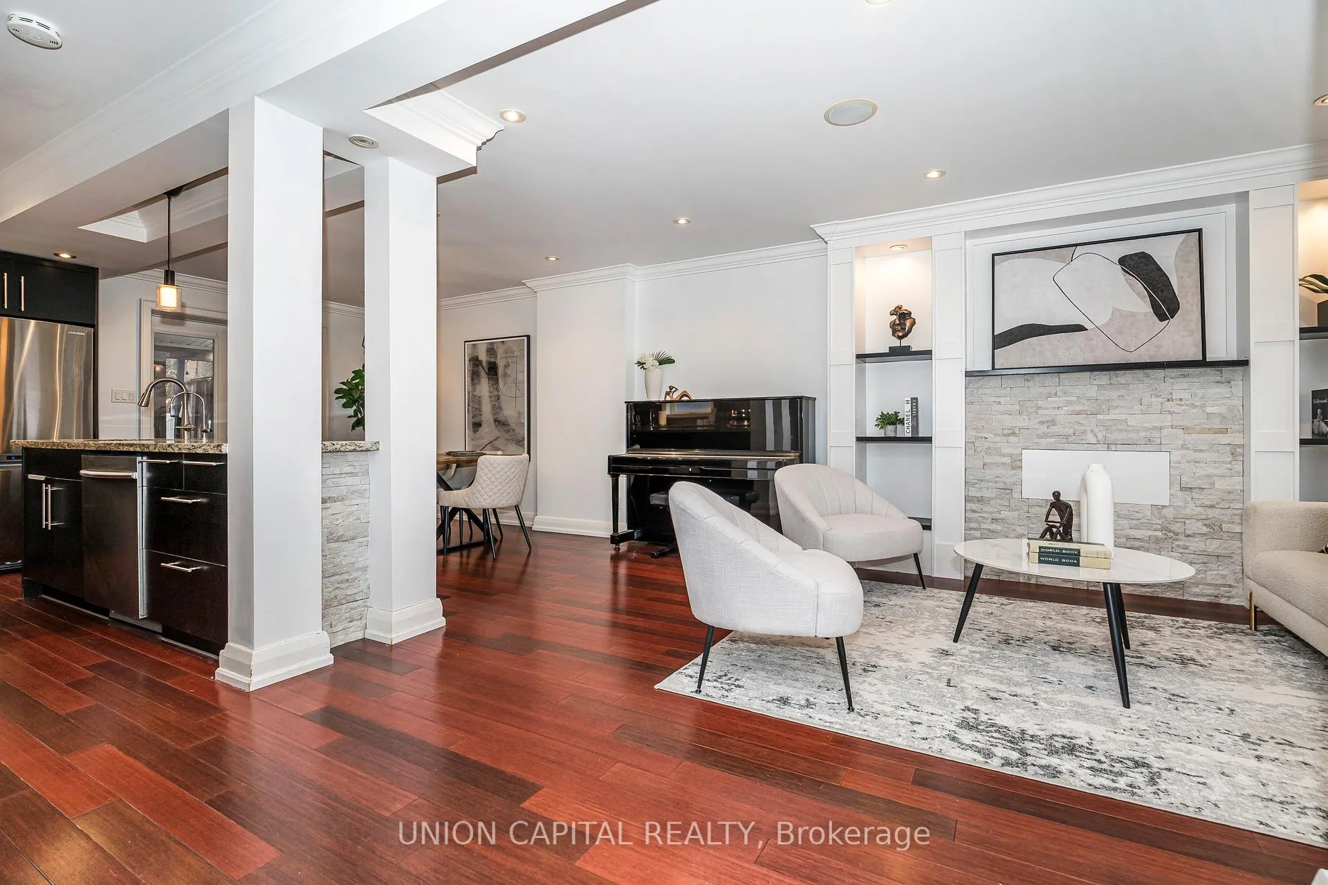 Photo 6 of 54 Glenside Avenue, Toronto, Greenwood-Coxwell — HOMEH