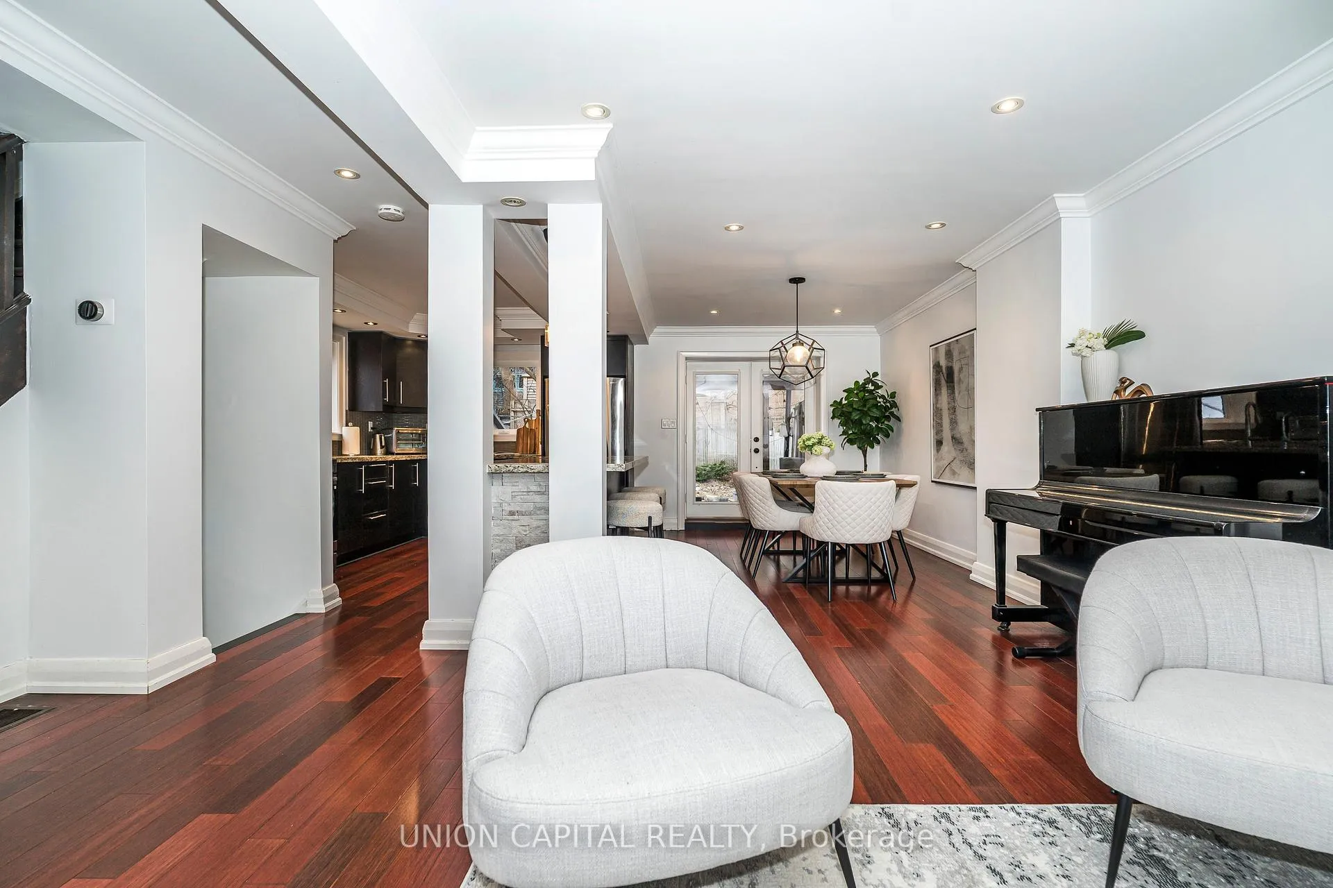 Photo 11 of 54 Glenside Avenue, Toronto, Greenwood-Coxwell — HOMEH