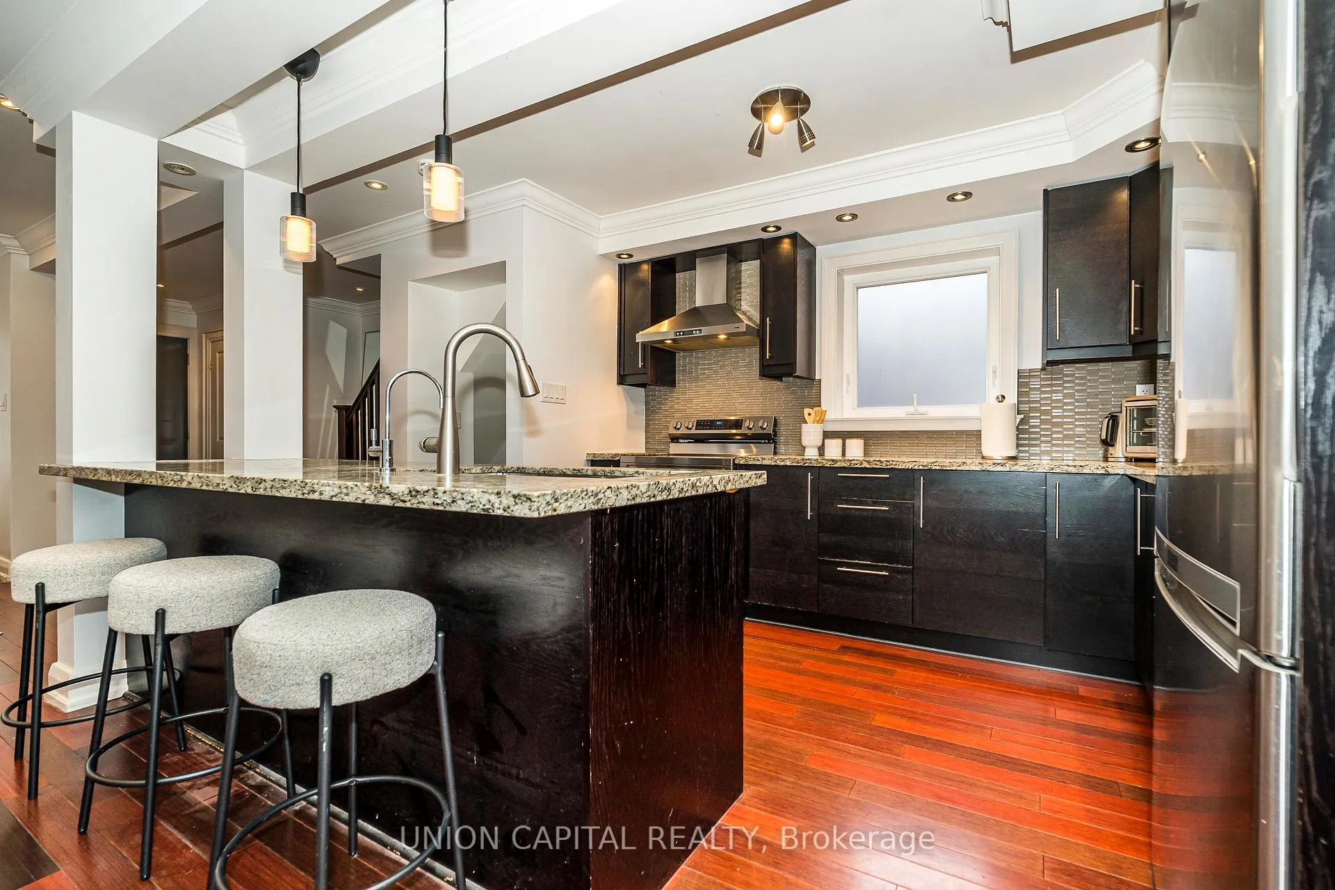 Photo 17 of 54 Glenside Avenue, Toronto, Greenwood-Coxwell — HOMEH