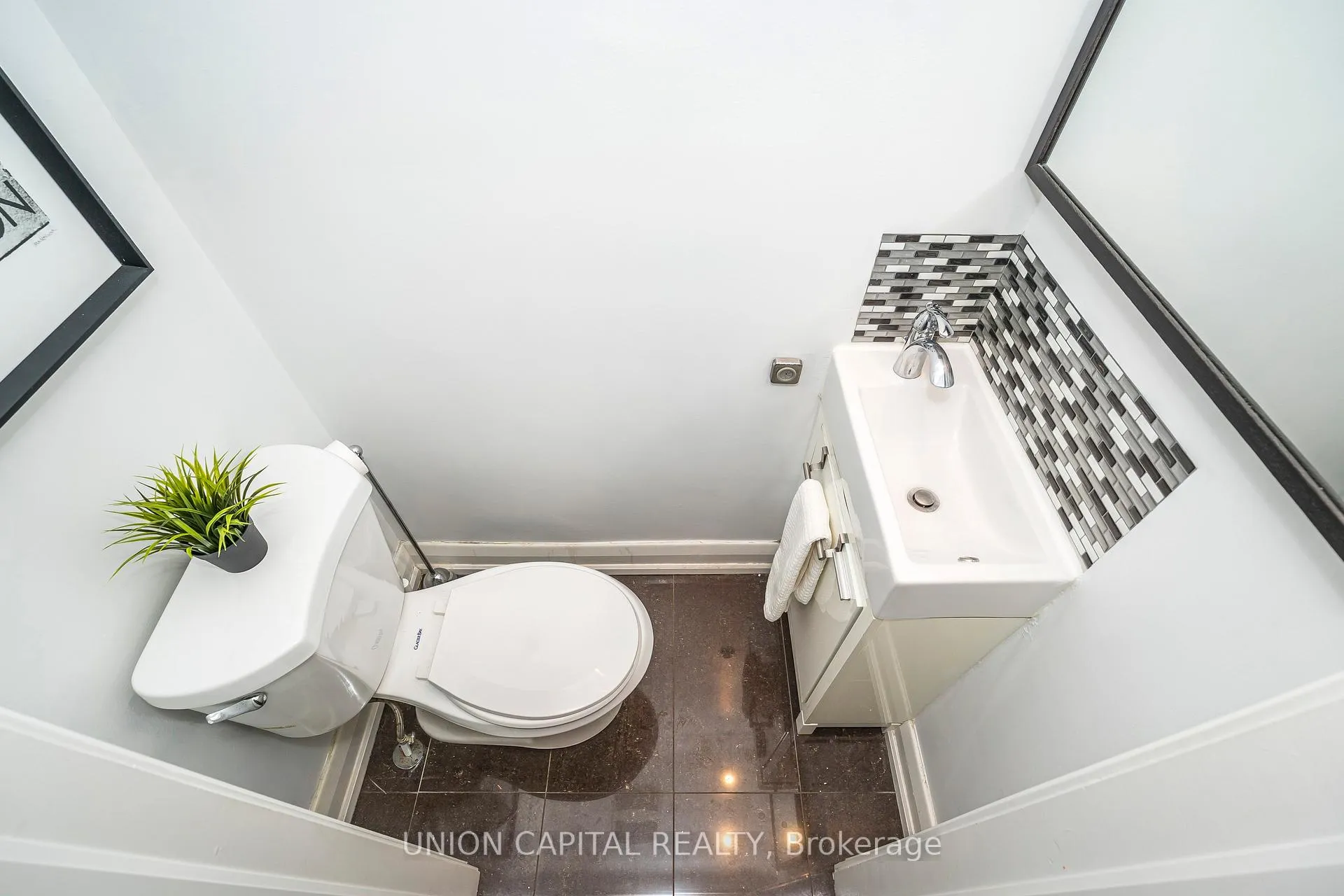 Photo 27 of 54 Glenside Avenue, Toronto, Greenwood-Coxwell — HOMEH