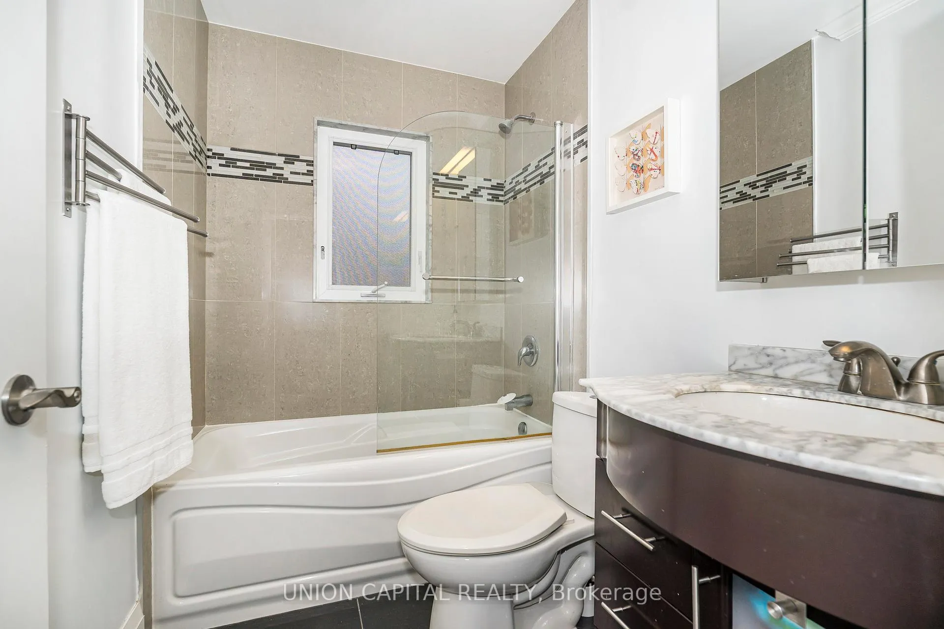 Photo 37 of 54 Glenside Avenue, Toronto, Greenwood-Coxwell — HOMEH