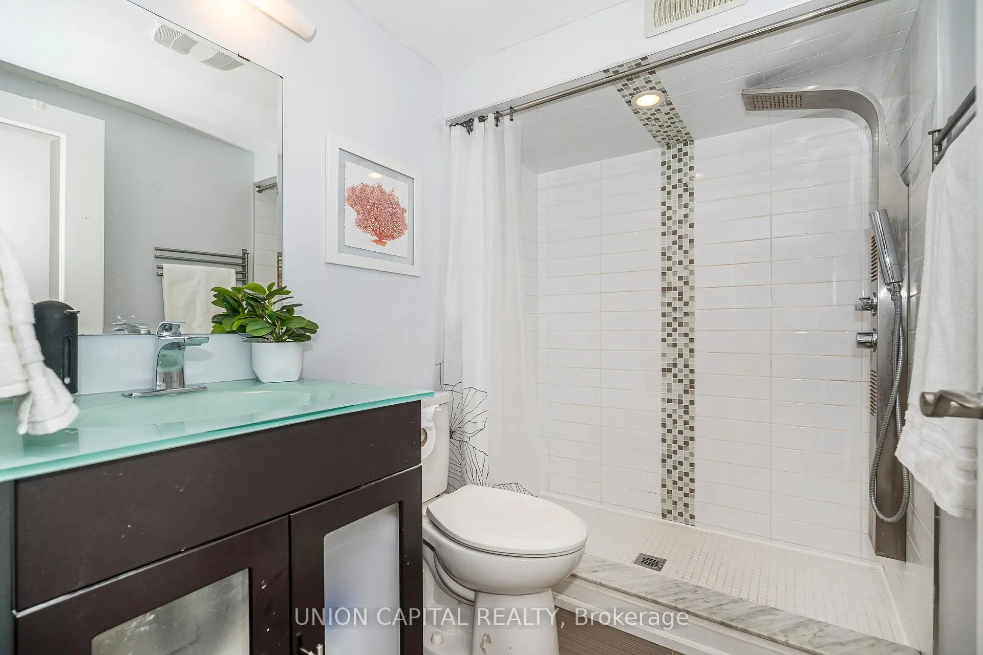 Photo 45 of 54 Glenside Avenue, Toronto, Greenwood-Coxwell — HOMEH