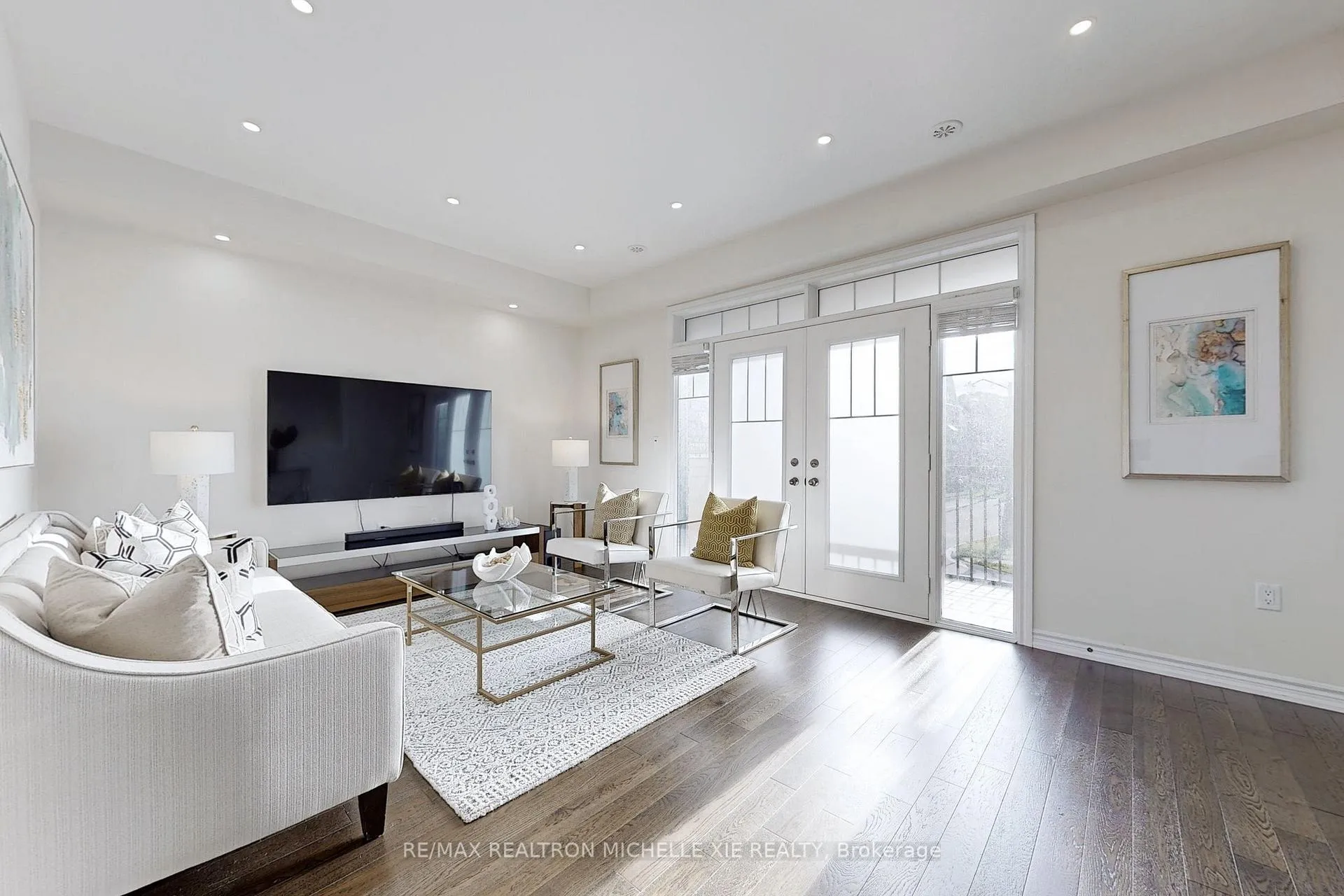 Photo 2 of 37 Isabella Peach Drive, Markham, Victoria Square — HOMEH