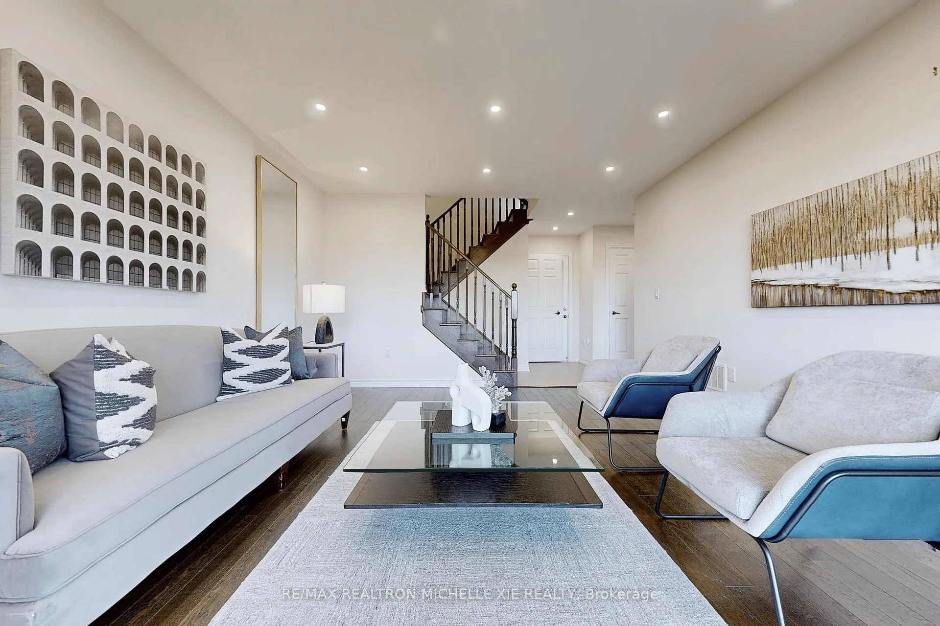 Photo 28 of 37 Isabella Peach Drive, Markham, Victoria Square — HOMEH