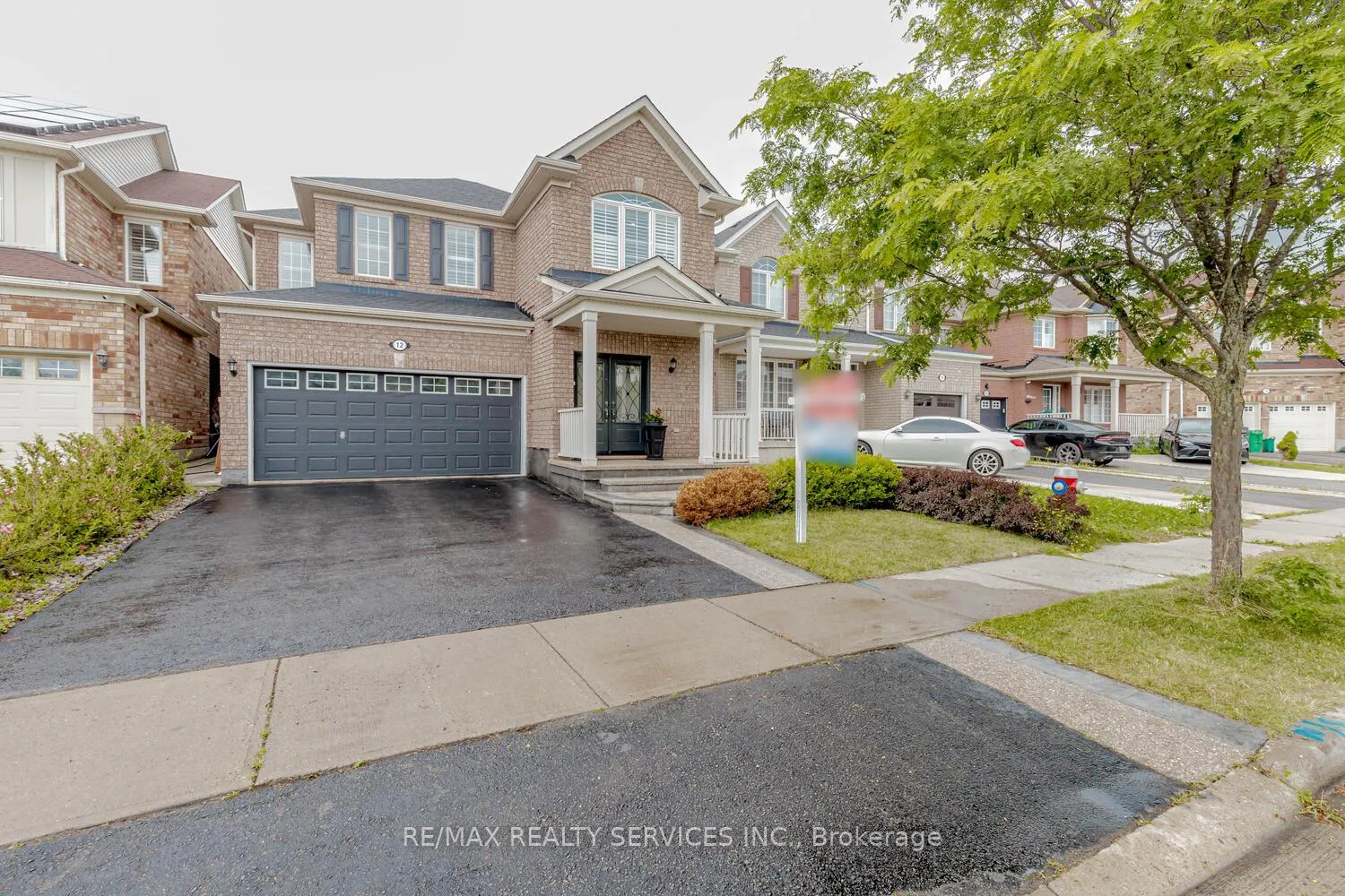 Photo 2 of 12 Benmore Crescent, Brampton, Vales of Castlemore — HOMEH