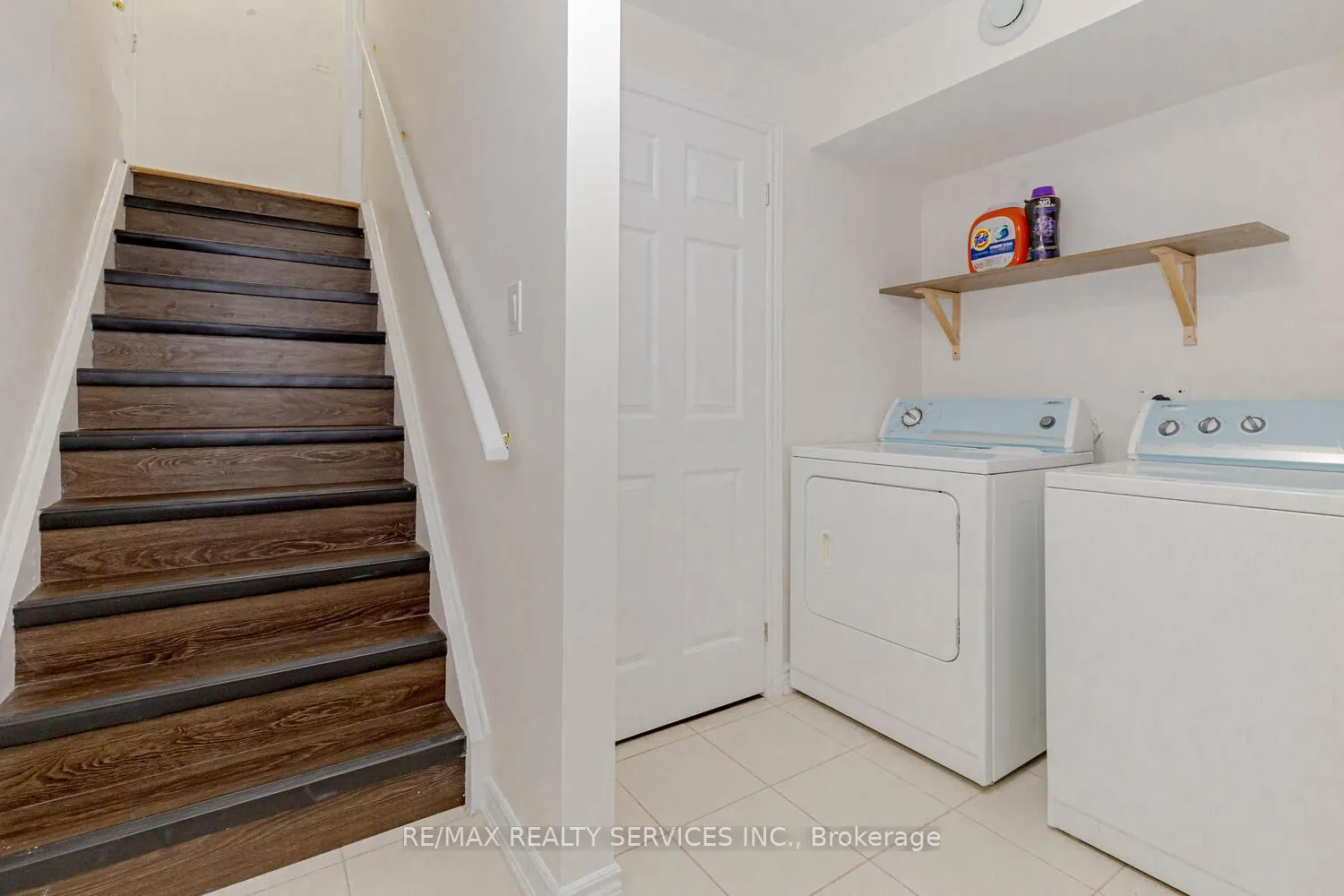 Photo 31 of 12 Benmore Crescent, Brampton, Vales of Castlemore — HOMEH