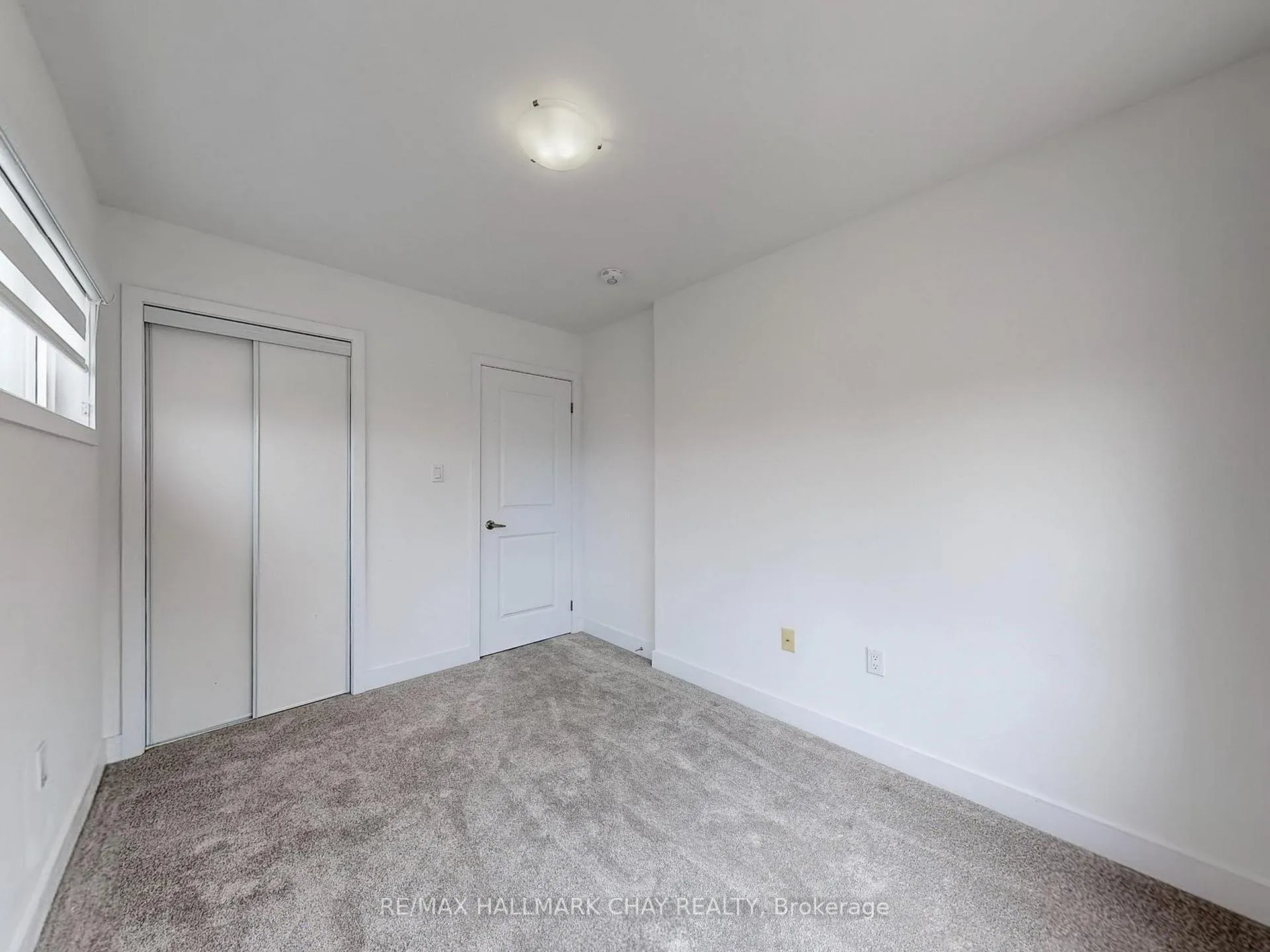 Photo 36 of 2 South Park Lane, Barrie, Painswick South — HOMEH