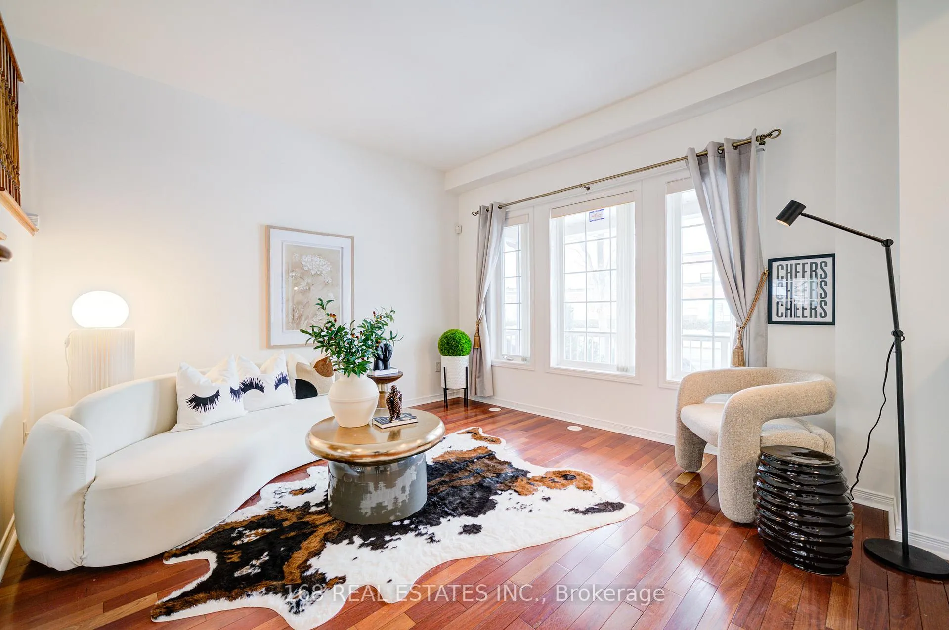Photo 3 of 841 Bur Oak Avenue, Markham, Wismer — HOMEH
