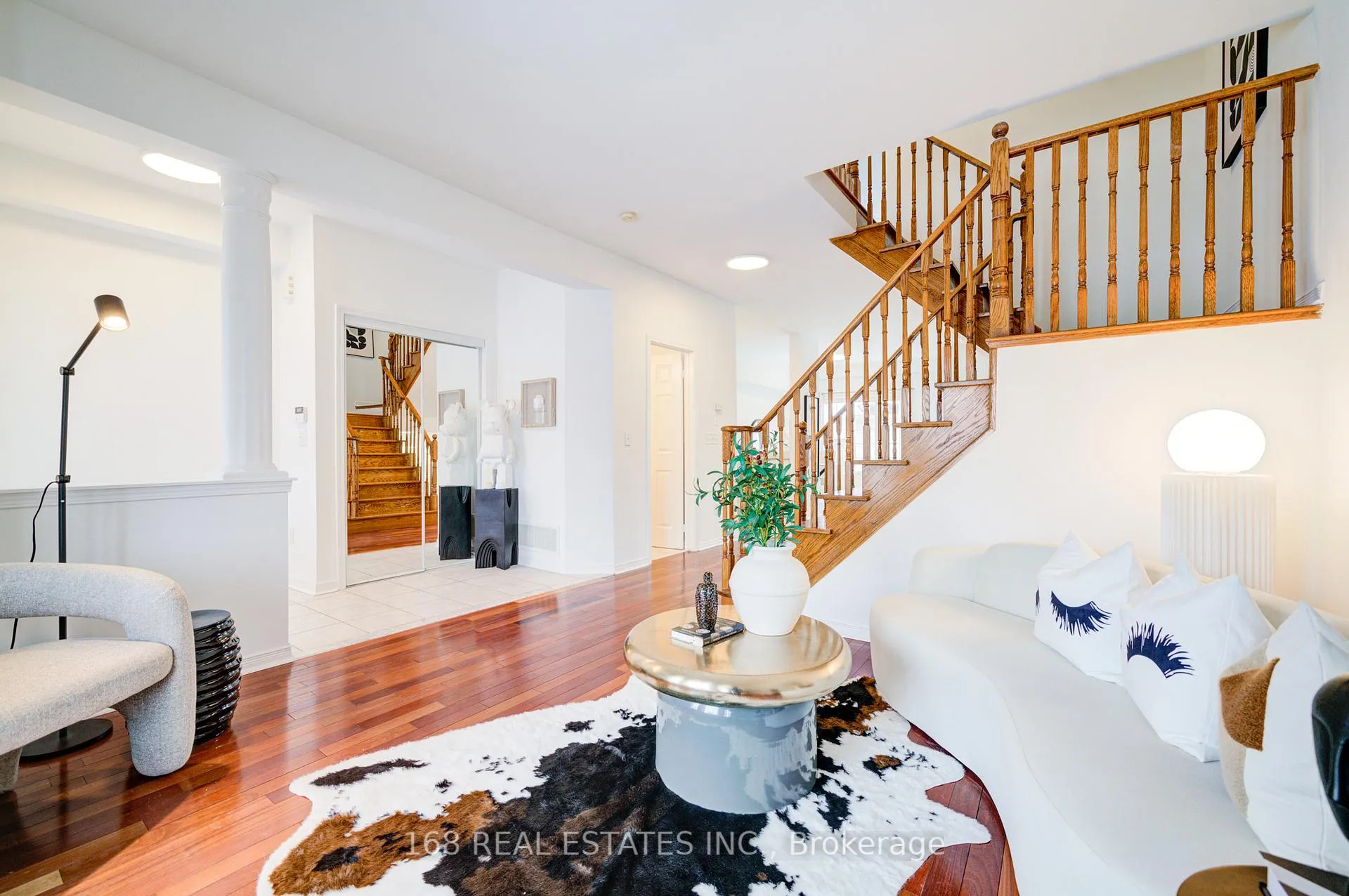 Photo 5 of 841 Bur Oak Avenue, Markham, Wismer — HOMEH