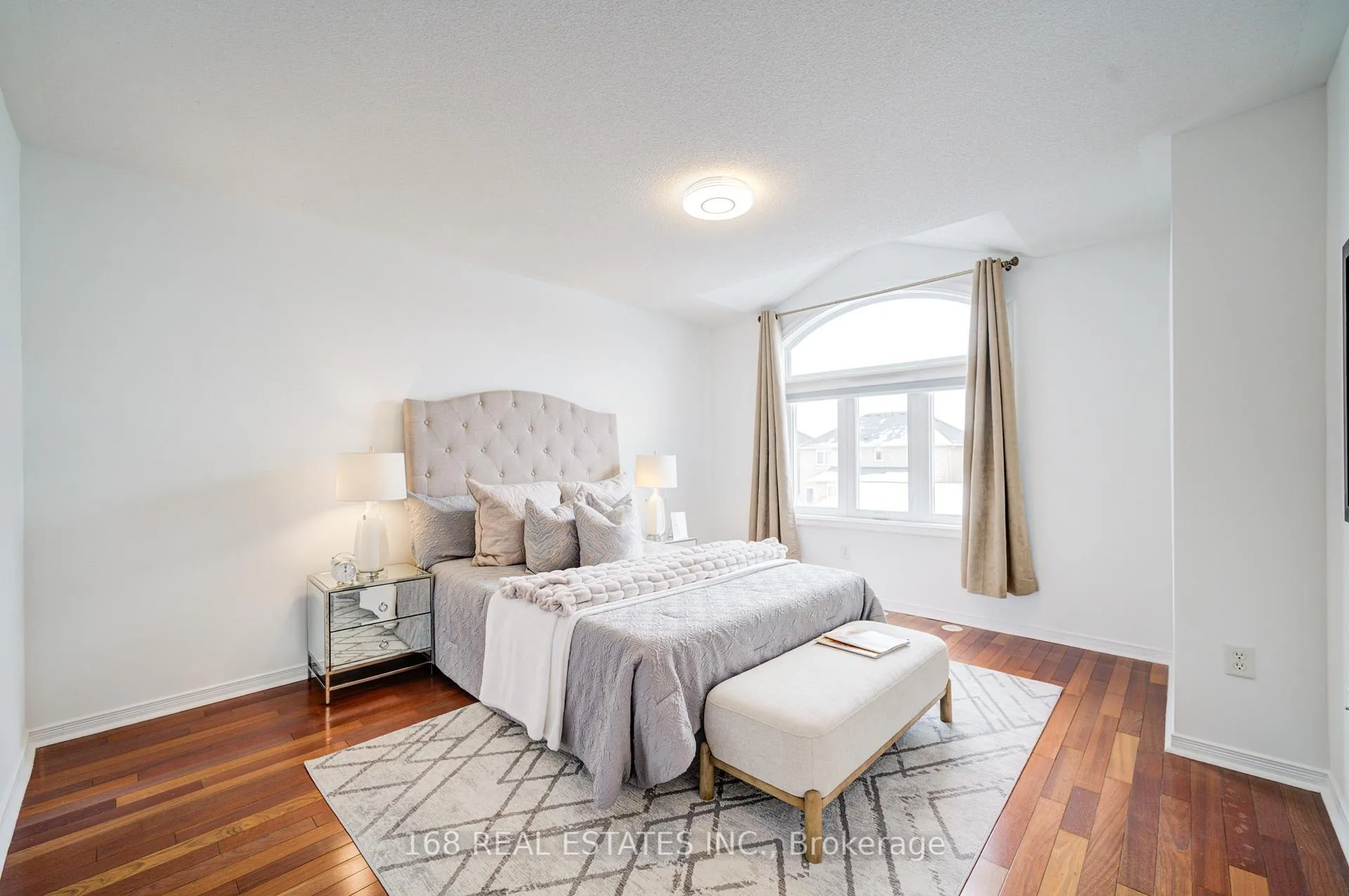 Photo 15 of 841 Bur Oak Avenue, Markham, Wismer — HOMEH