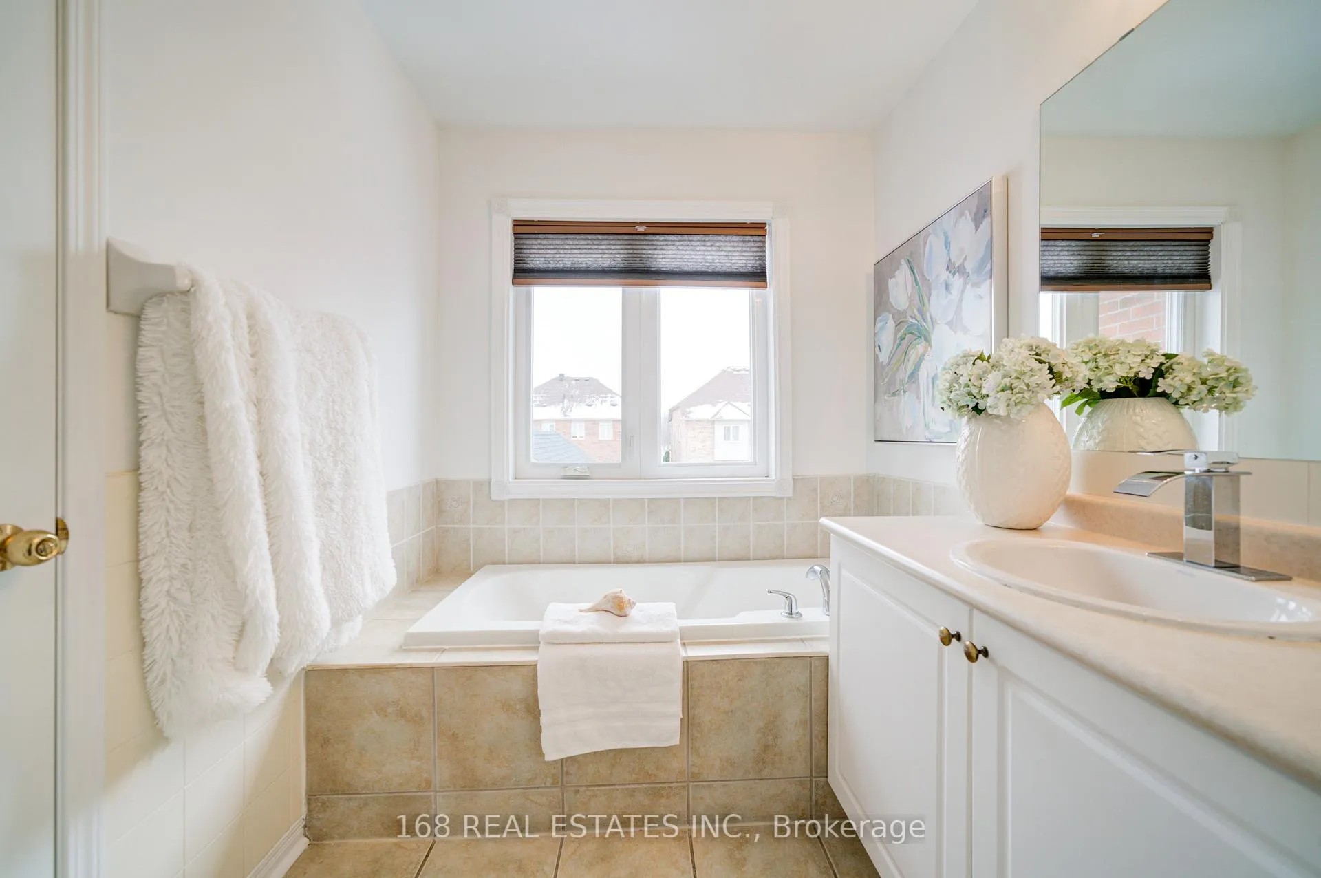 Photo 18 of 841 Bur Oak Avenue, Markham, Wismer — HOMEH