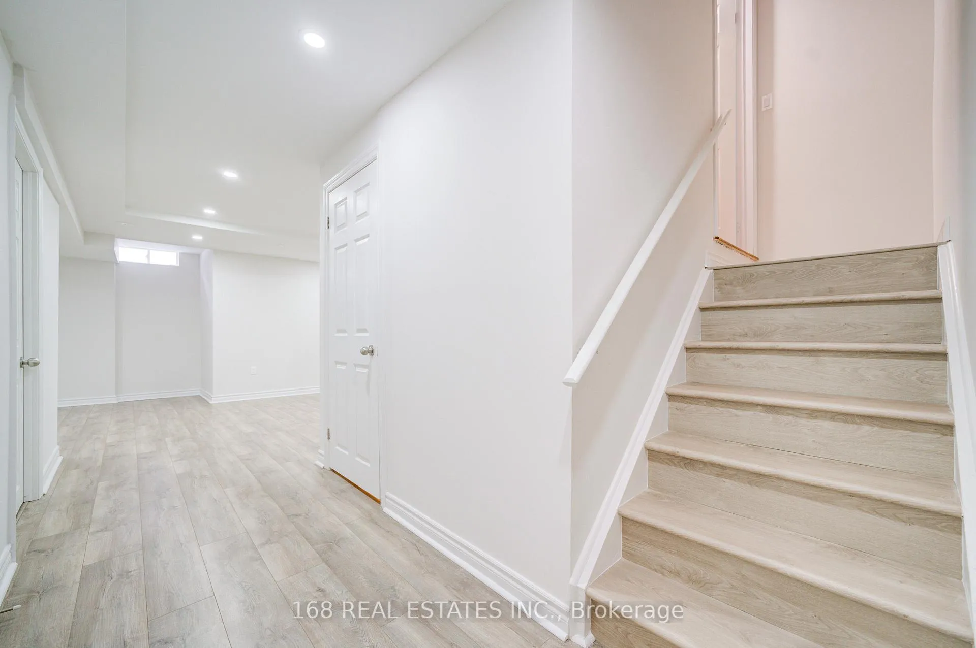 Photo 20 of 841 Bur Oak Avenue, Markham, Wismer — HOMEH