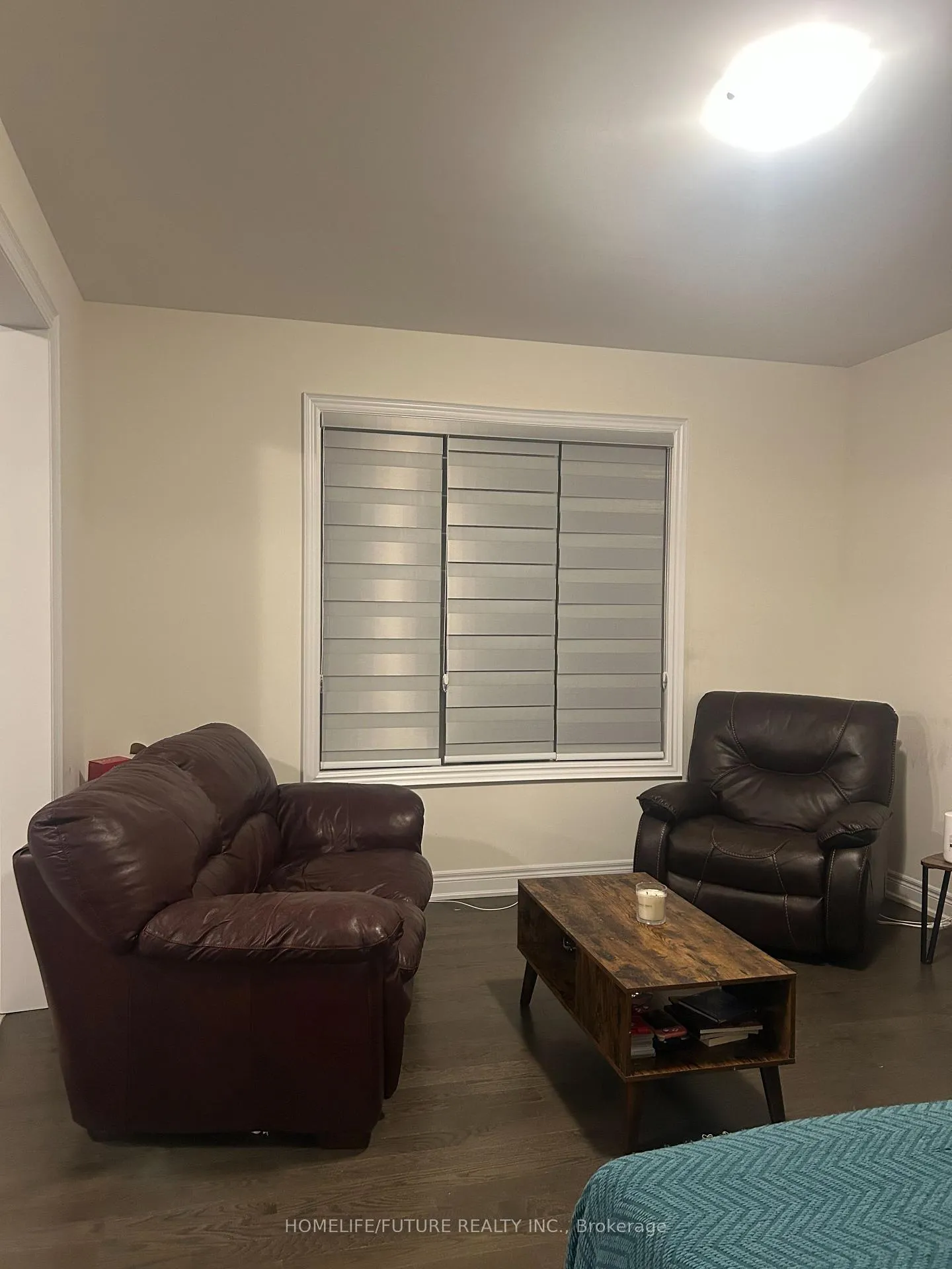 Photo 2 of 102 Wamsley Crescent, Clarington, Bowmanville — HOMEH
