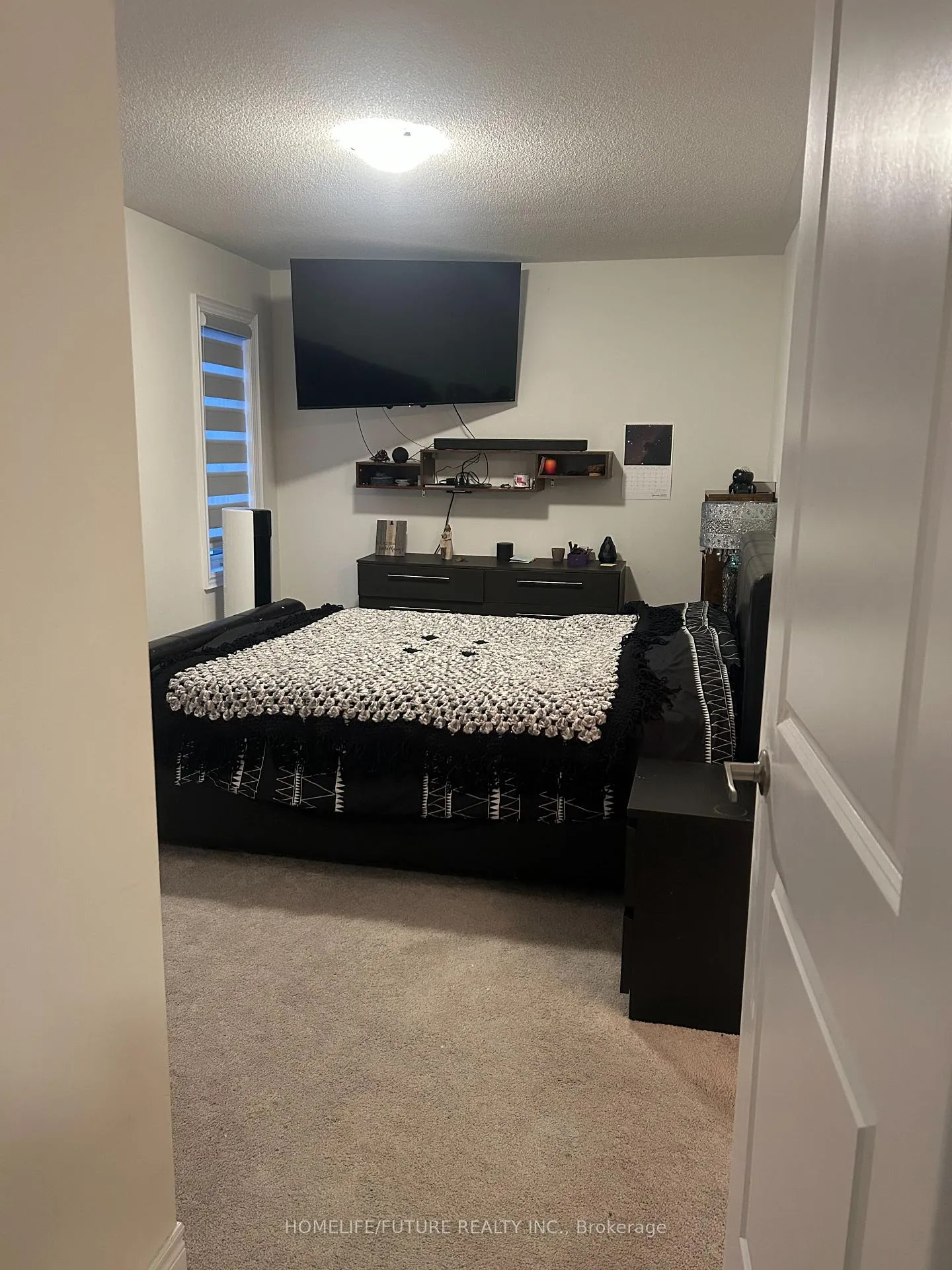 Photo 6 of 102 Wamsley Crescent, Clarington, Bowmanville — HOMEH