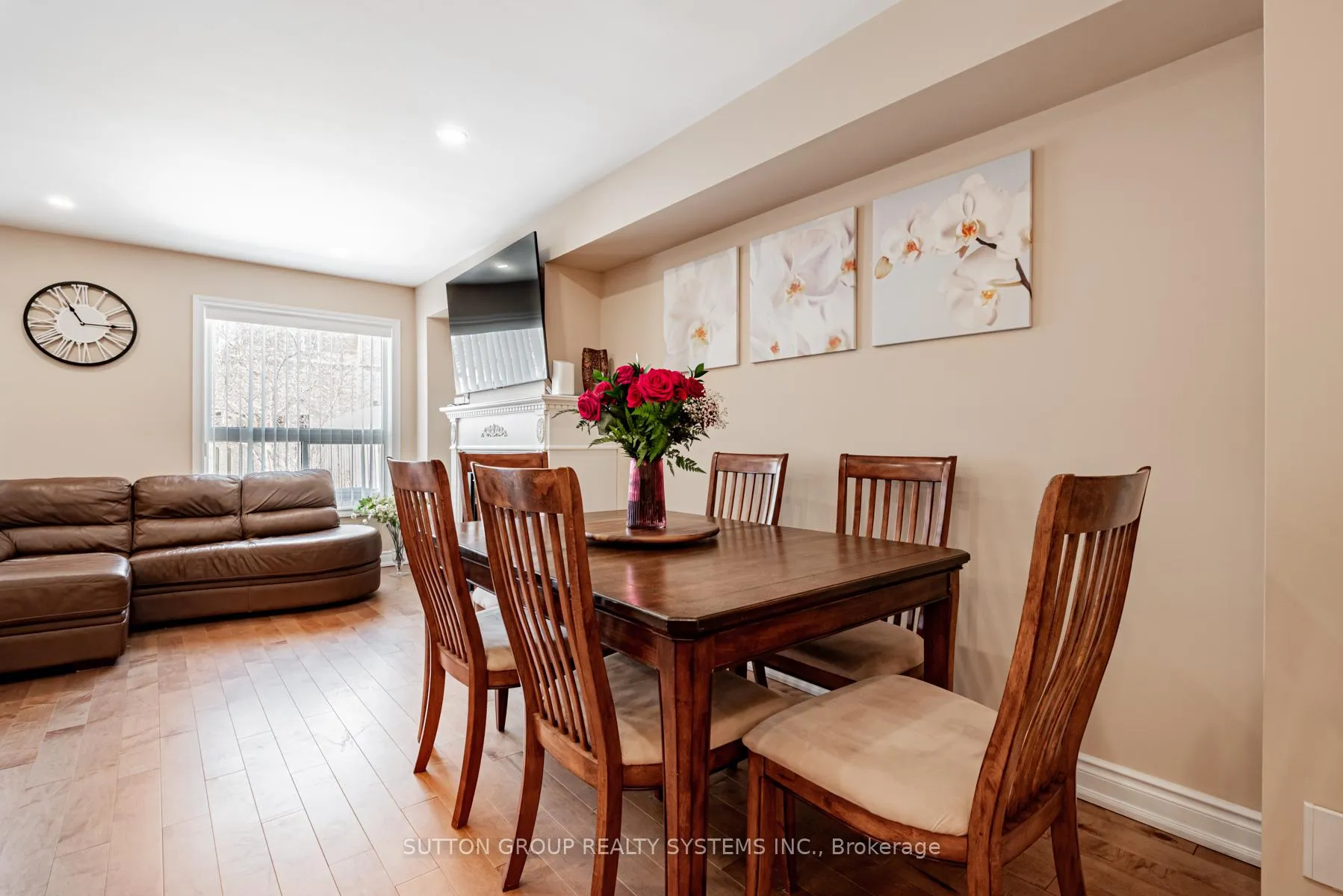 Photo 14 of 54 Benjamin Hood Crescent, Vaughan, Patterson — HOMEH