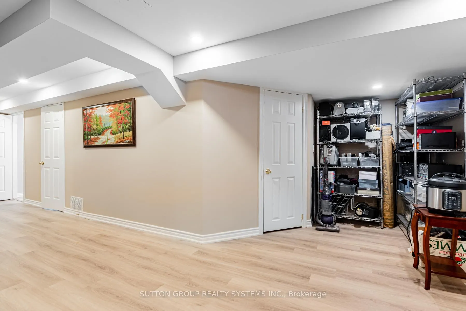 Photo 36 of 54 Benjamin Hood Crescent, Vaughan, Patterson — HOMEH