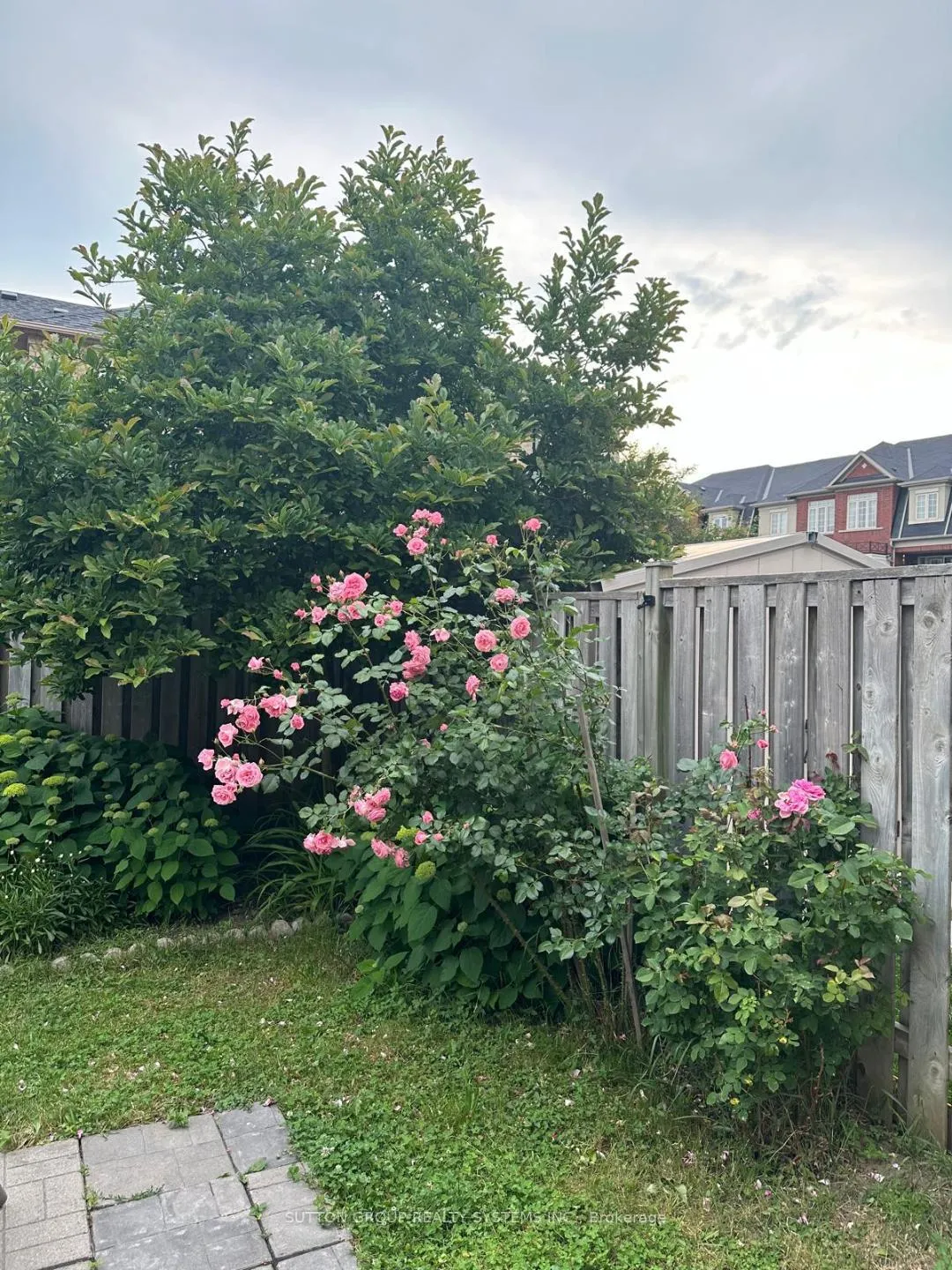Photo 43 of 54 Benjamin Hood Crescent, Vaughan, Patterson — HOMEH