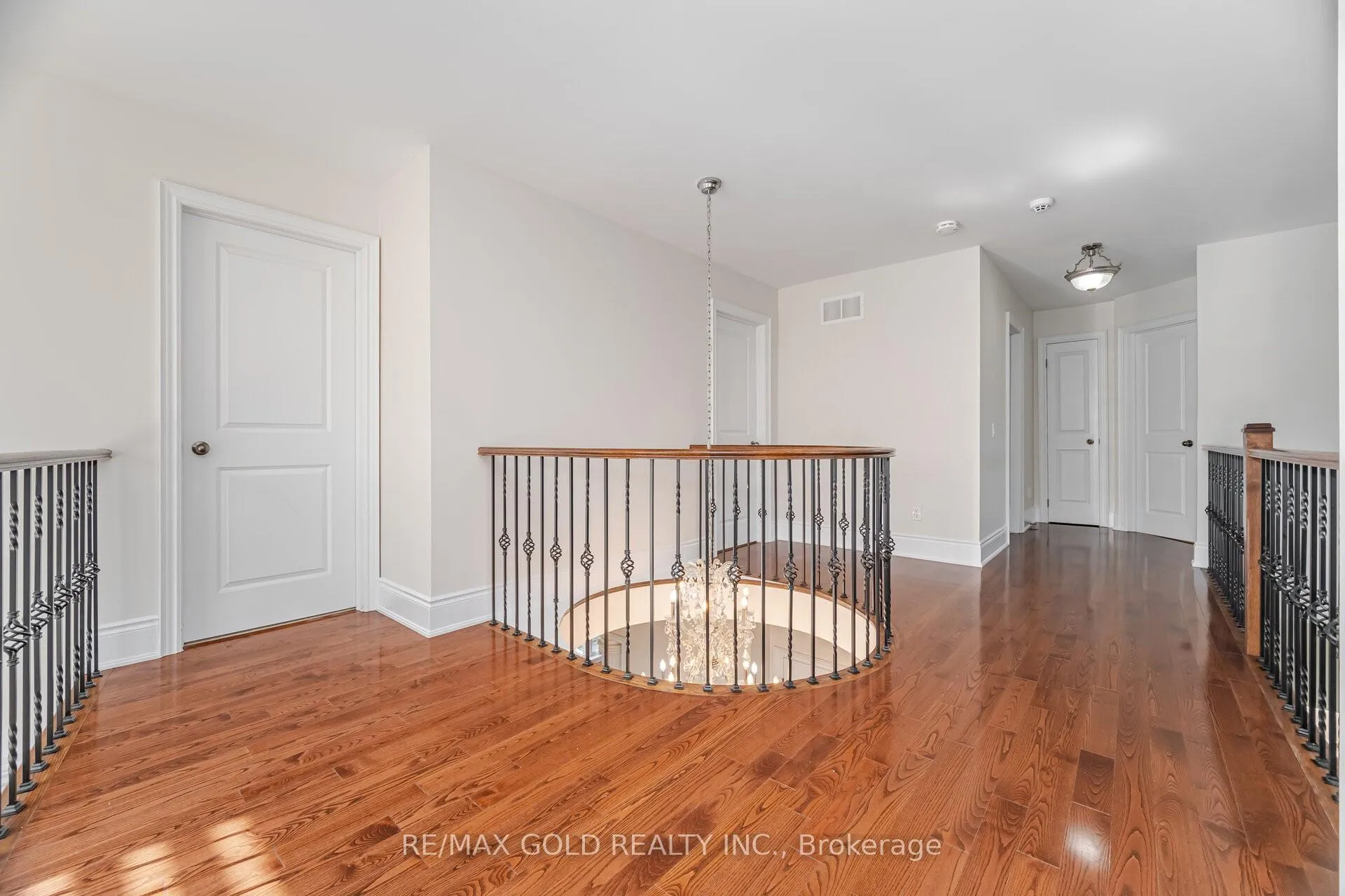 Photo 19 of 10 Vissini Way, Brampton, Bram East — HOMEH