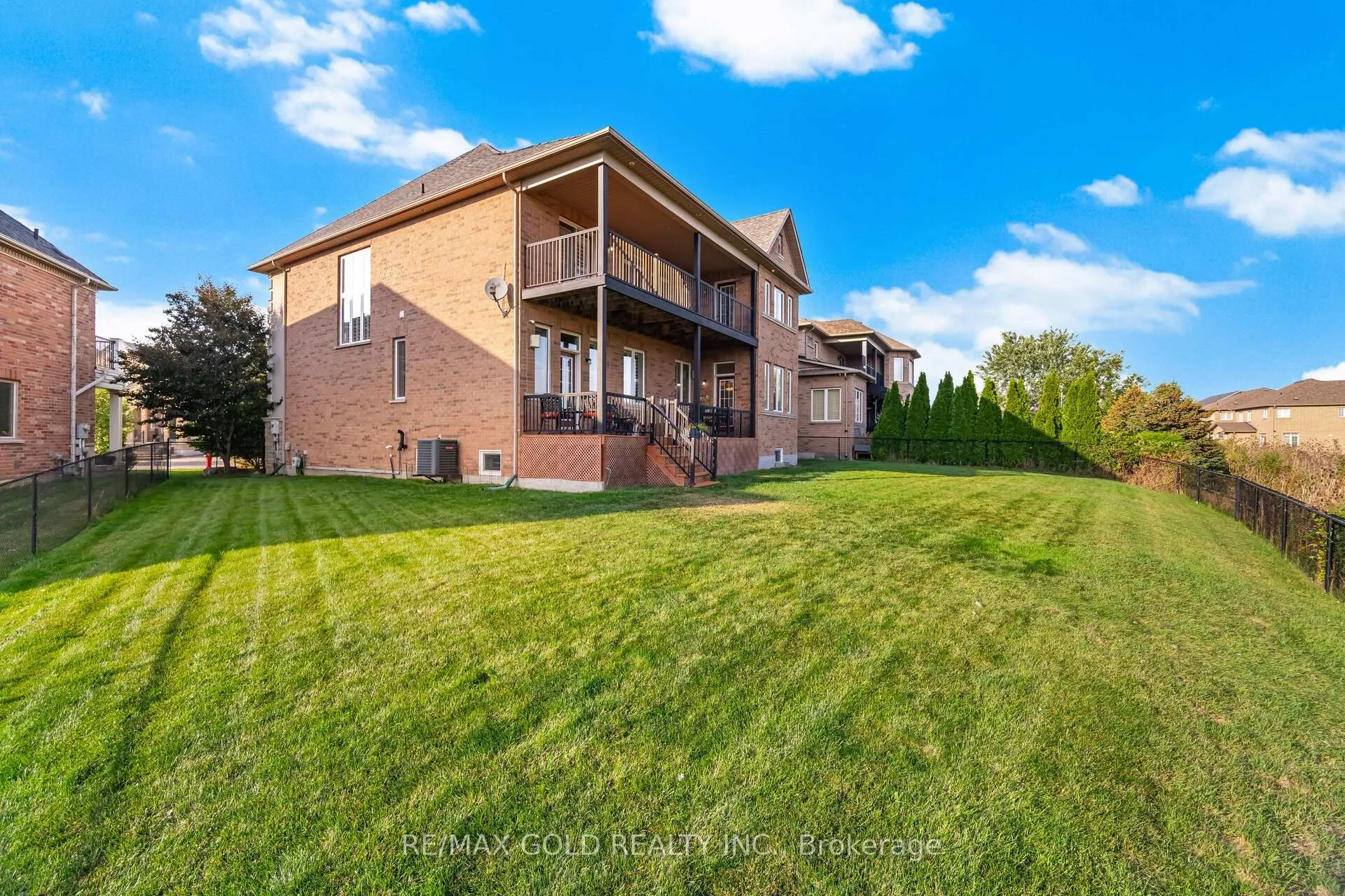 Photo 34 of 10 Vissini Way, Brampton, Bram East — HOMEH