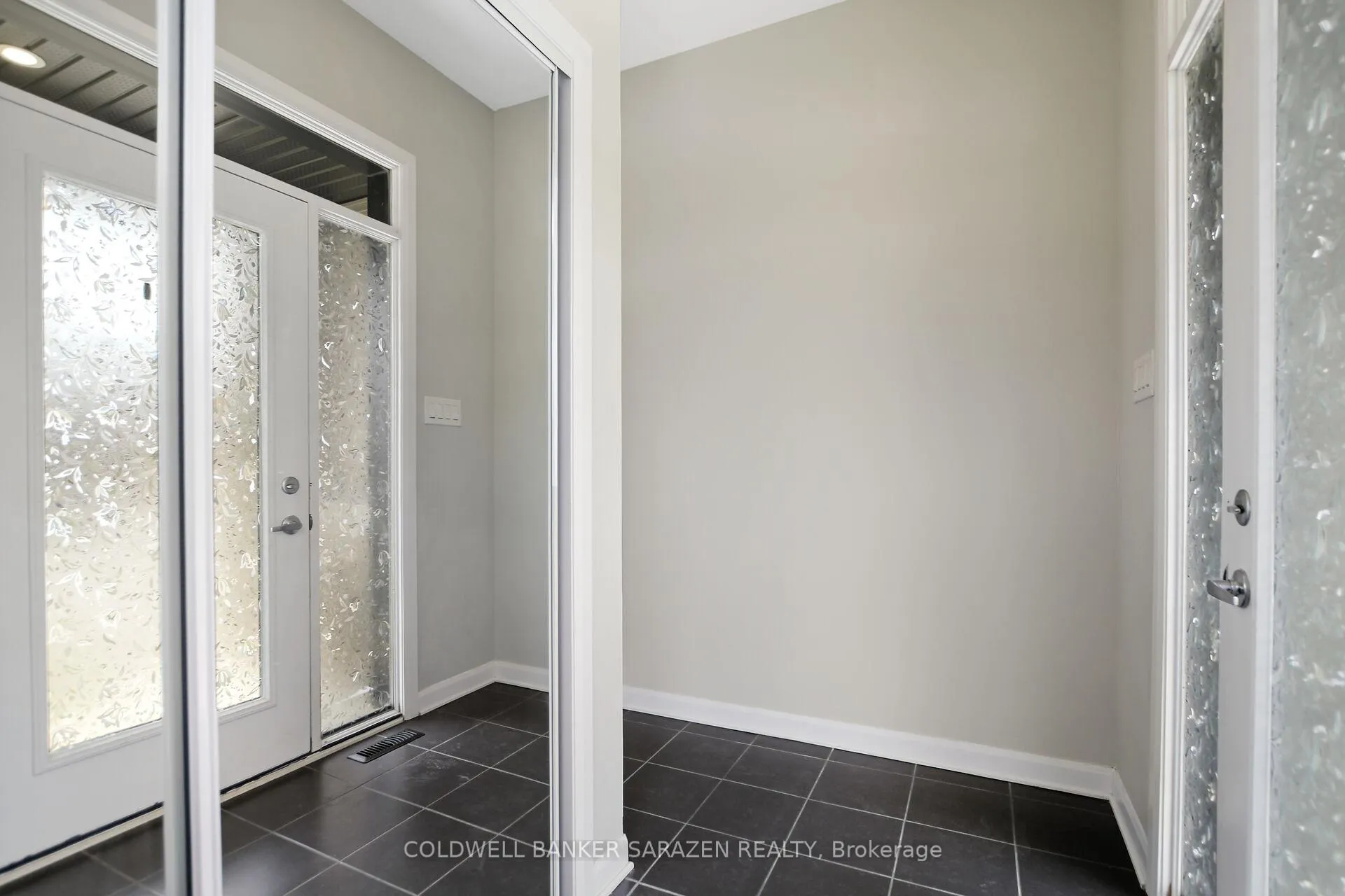 Photo 6 of 70 Natare Place, Ottawa, Kanata - Kanata Lakes/Heritage Hills — HOMEH