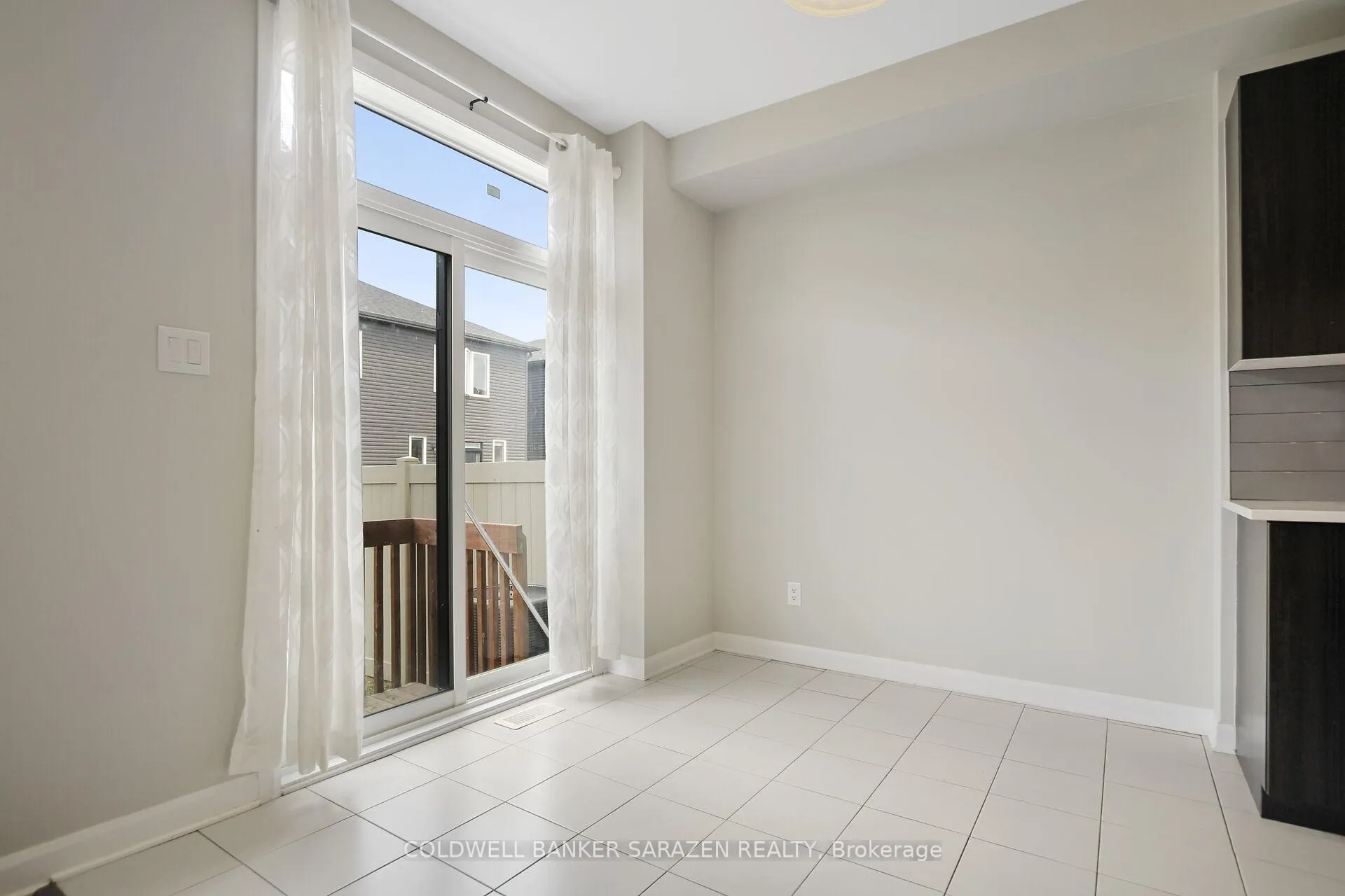 Photo 13 of 70 Natare Place, Ottawa, Kanata - Kanata Lakes/Heritage Hills — HOMEH