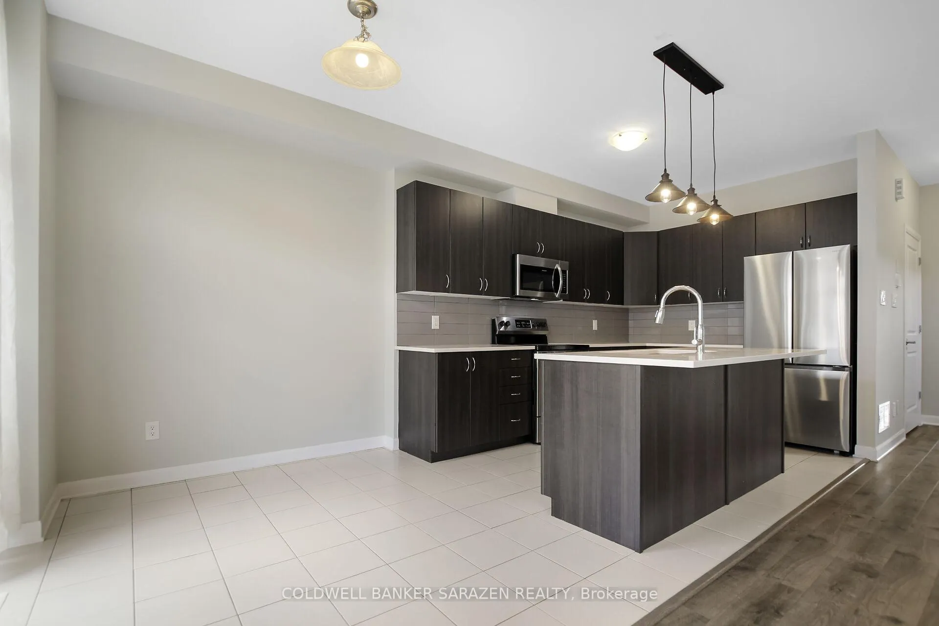 Photo 14 of 70 Natare Place, Ottawa, Kanata - Kanata Lakes/Heritage Hills — HOMEH