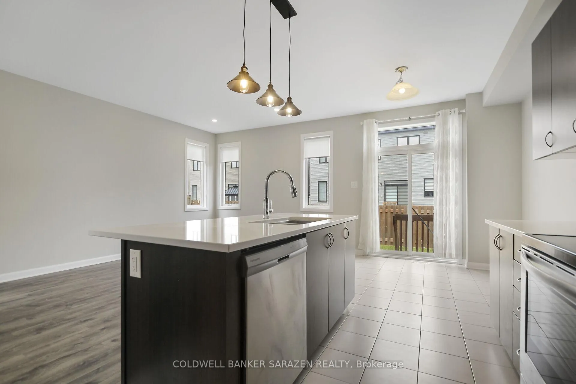 Photo 17 of 70 Natare Place, Ottawa, Kanata - Kanata Lakes/Heritage Hills — HOMEH