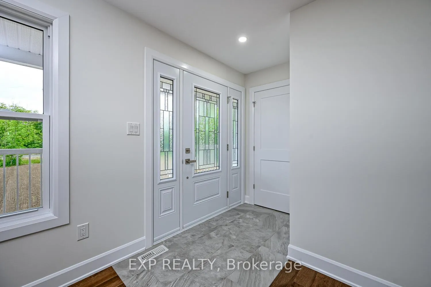 Photo 4 of 315 Pitt Road, Edwardsburgh/Cardinal, Edwardsburgh/Cardinal Twp — HOMEH