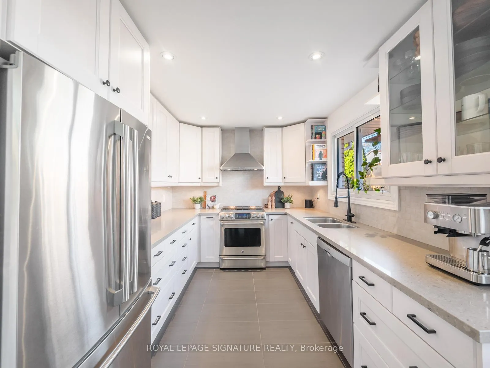 Photo 14 of 283 Hampton Heath Road, Burlington, Appleby — HOMEH