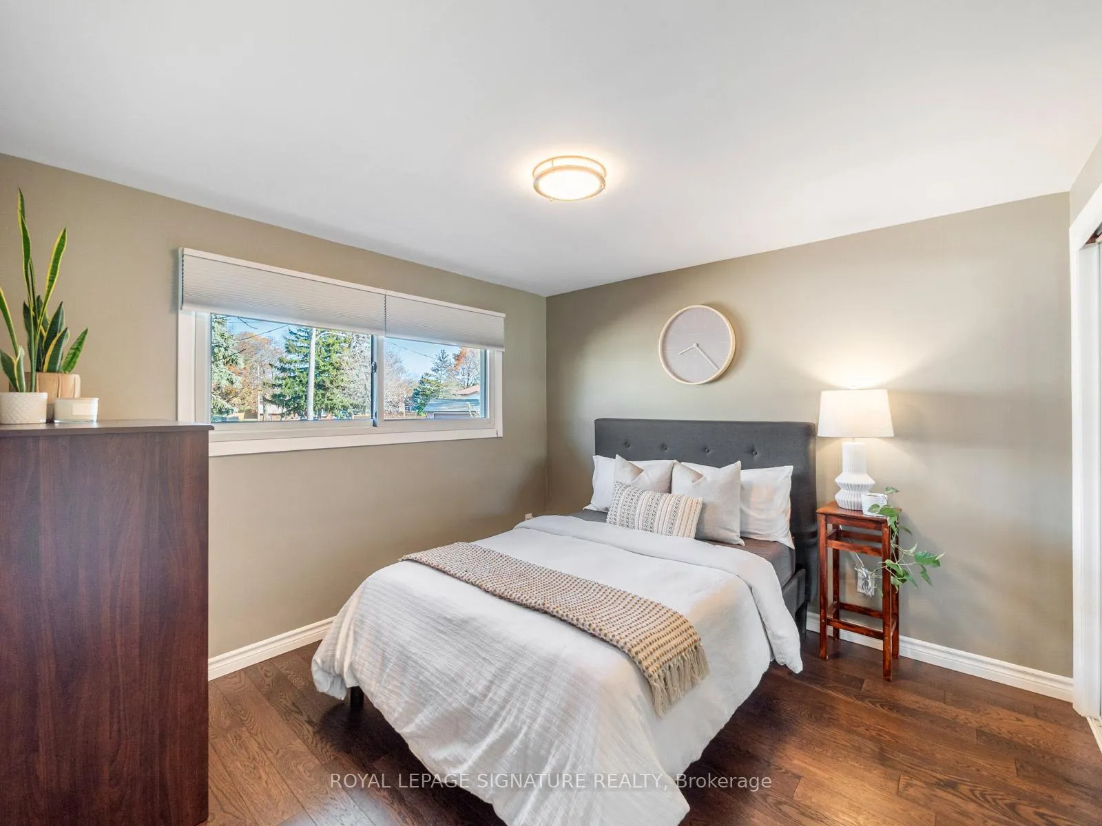 Photo 24 of 283 Hampton Heath Road, Burlington, Appleby — HOMEH