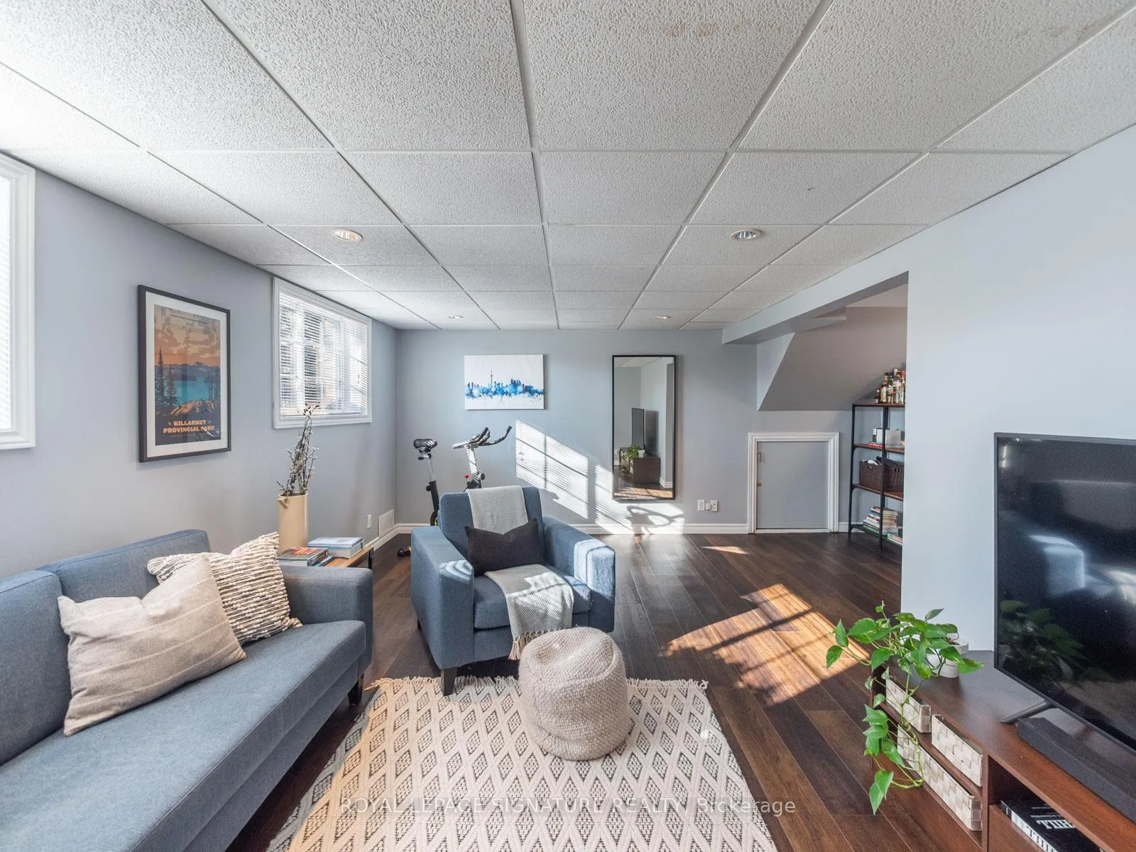 Photo 35 of 283 Hampton Heath Road, Burlington, Appleby — HOMEH
