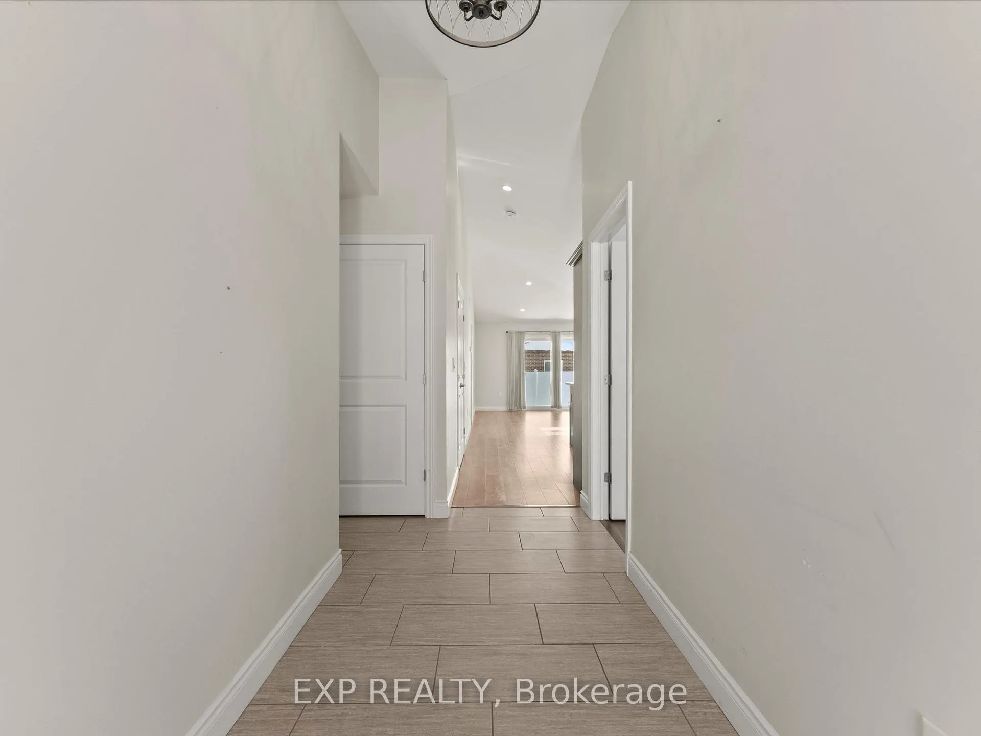 Photo 3 of 2540 Pillette Road, Windsor — HOMEH