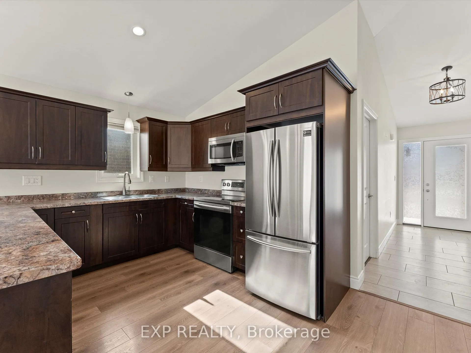 Photo 8 of 2540 Pillette Road, Windsor — HOMEH